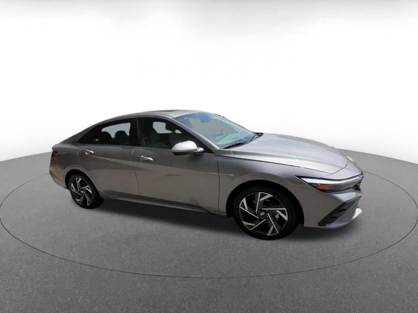 Thumbnail: 2025 Hyundai Elantra - 2