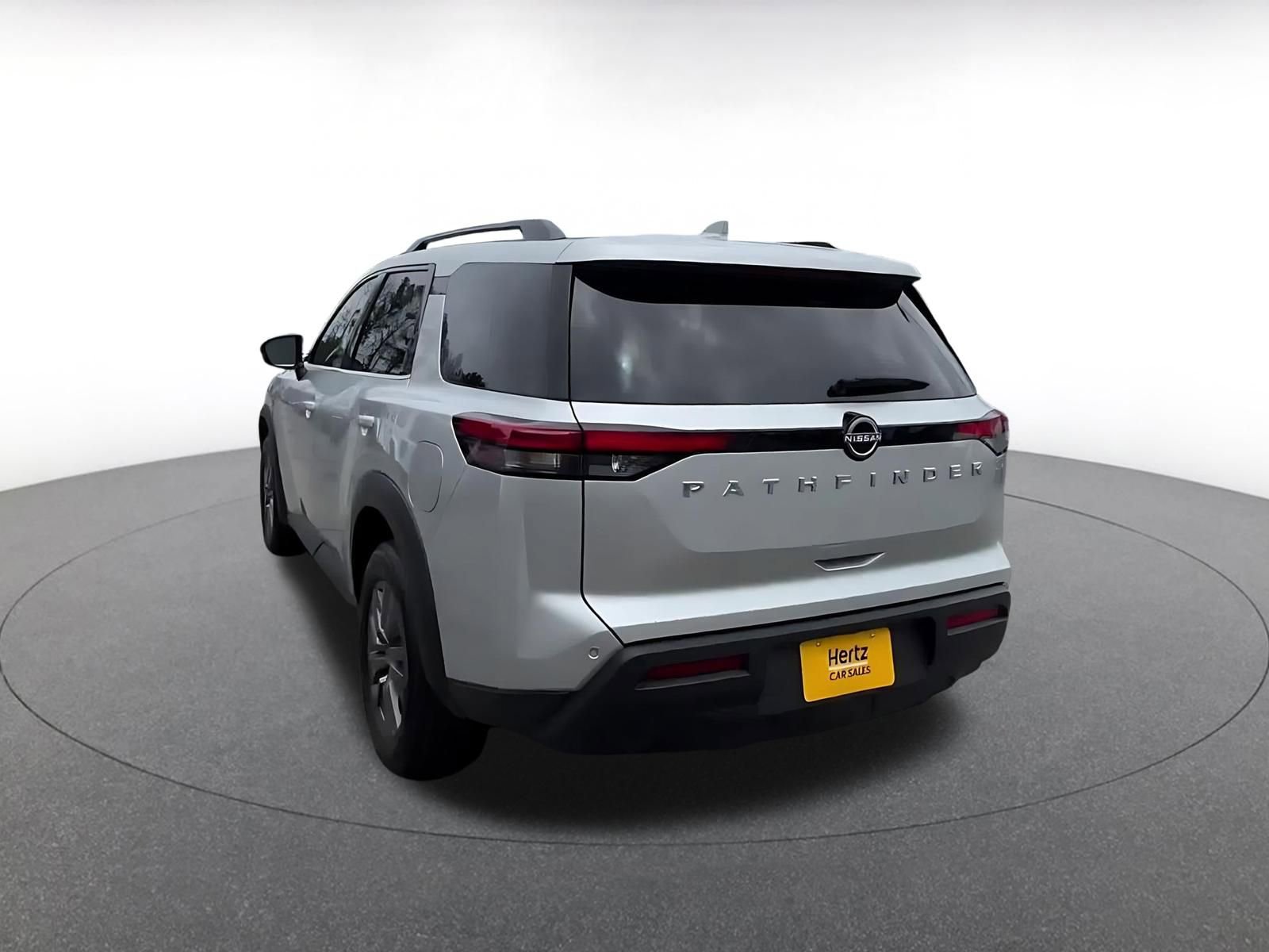 Thumbnail: 2025 Nissan Pathfinder - 11