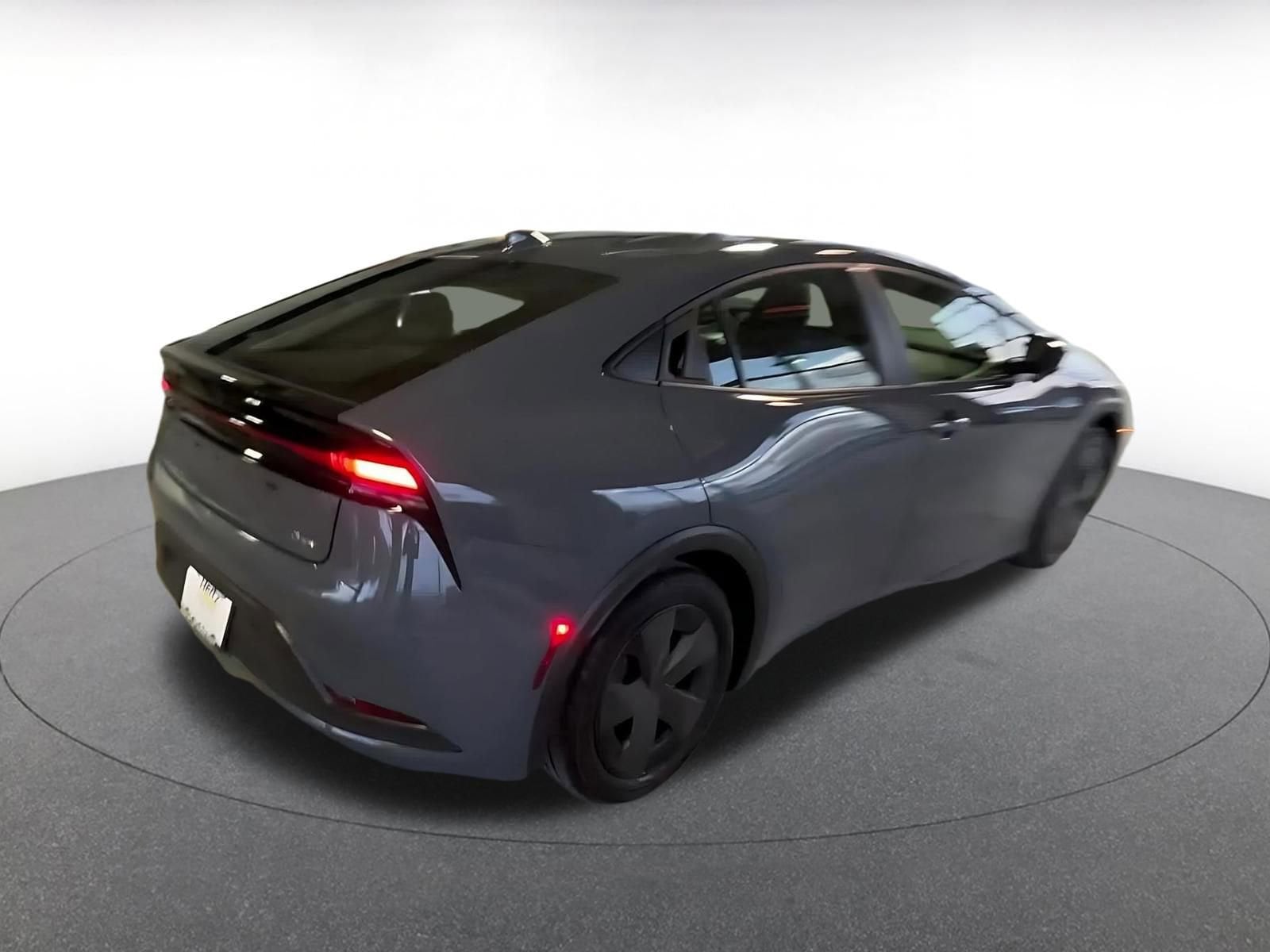 Thumbnail: 2025 Toyota Prius - 15