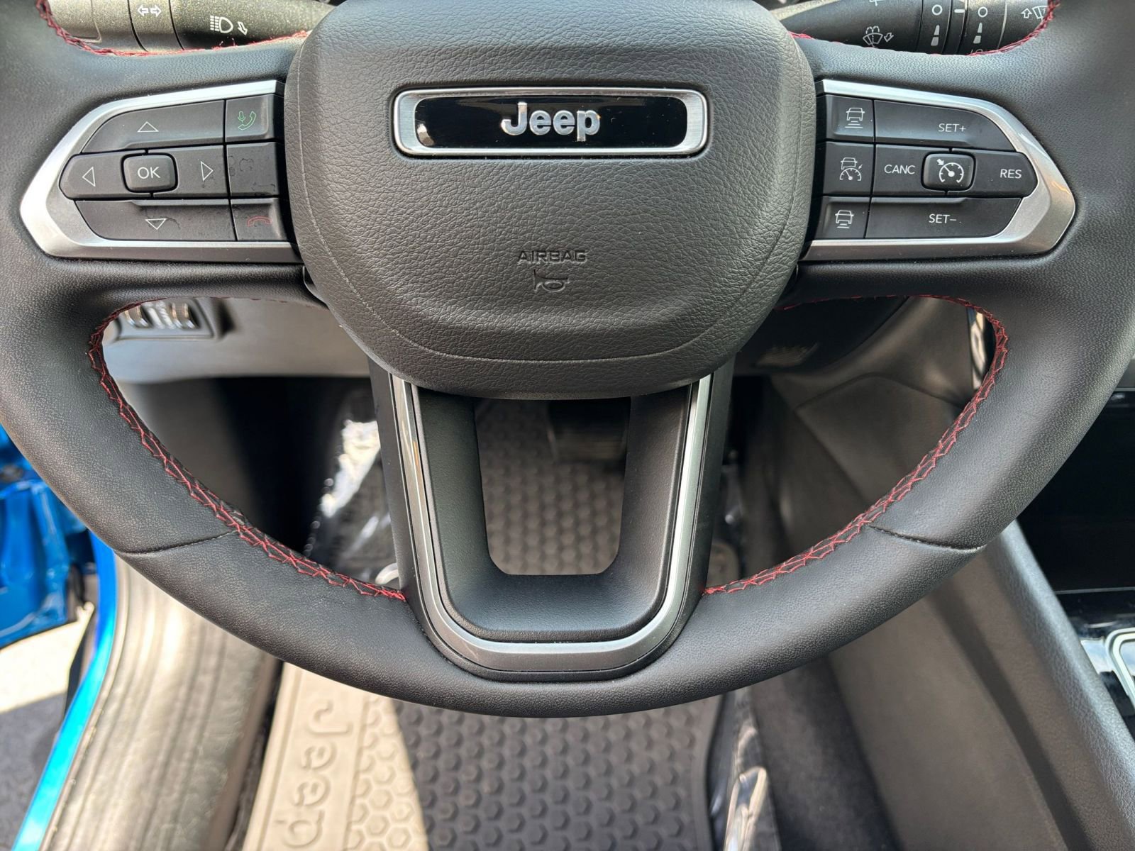 Thumbnail: 2025 Jeep Compass - 27