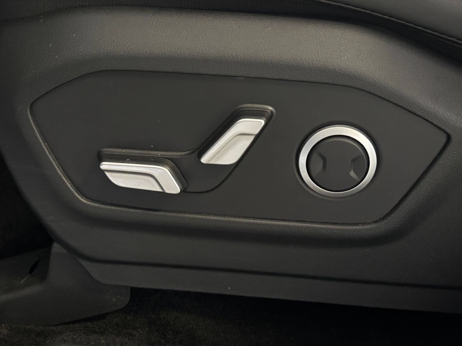 Thumbnail: 2026 Hyundai Santa Fe - 18