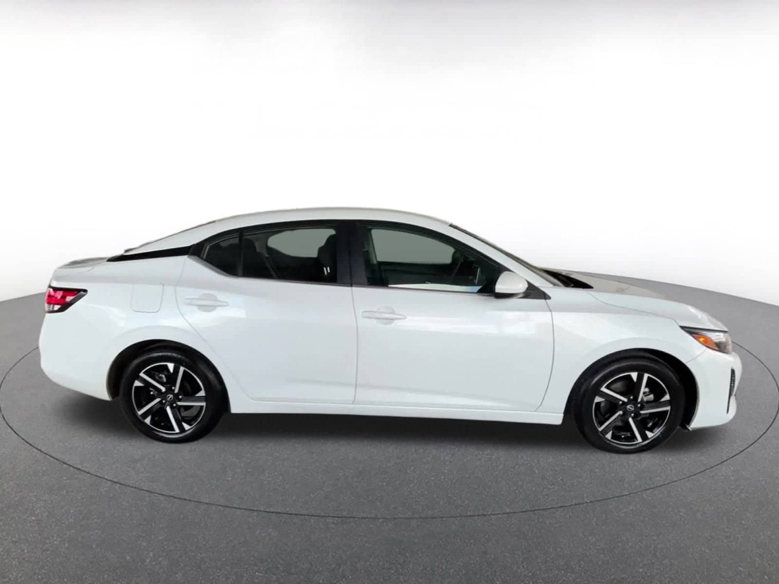 Thumbnail: 2024 Nissan Sentra - 16