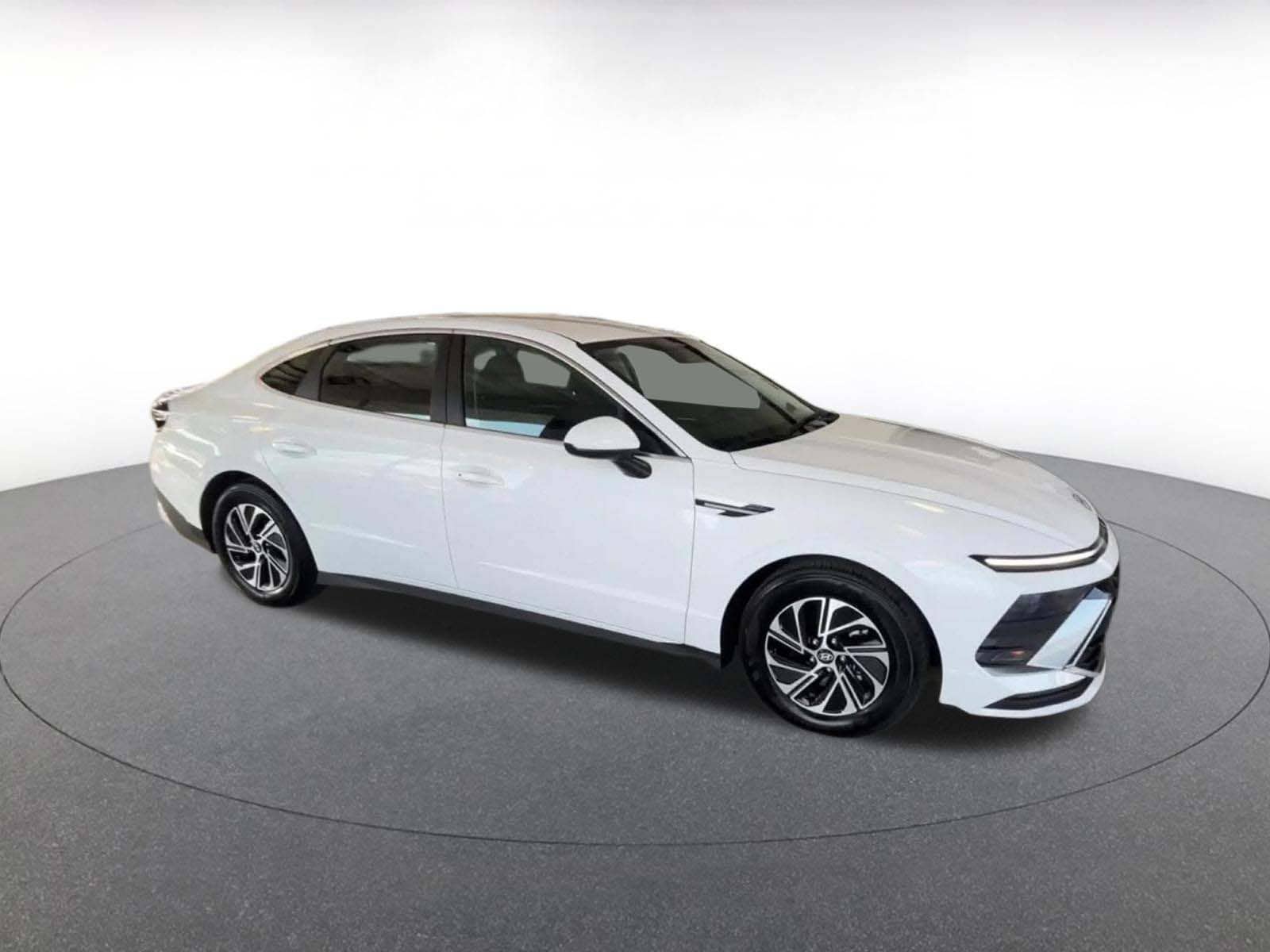 Thumbnail: 2026 Kia K4 - 2