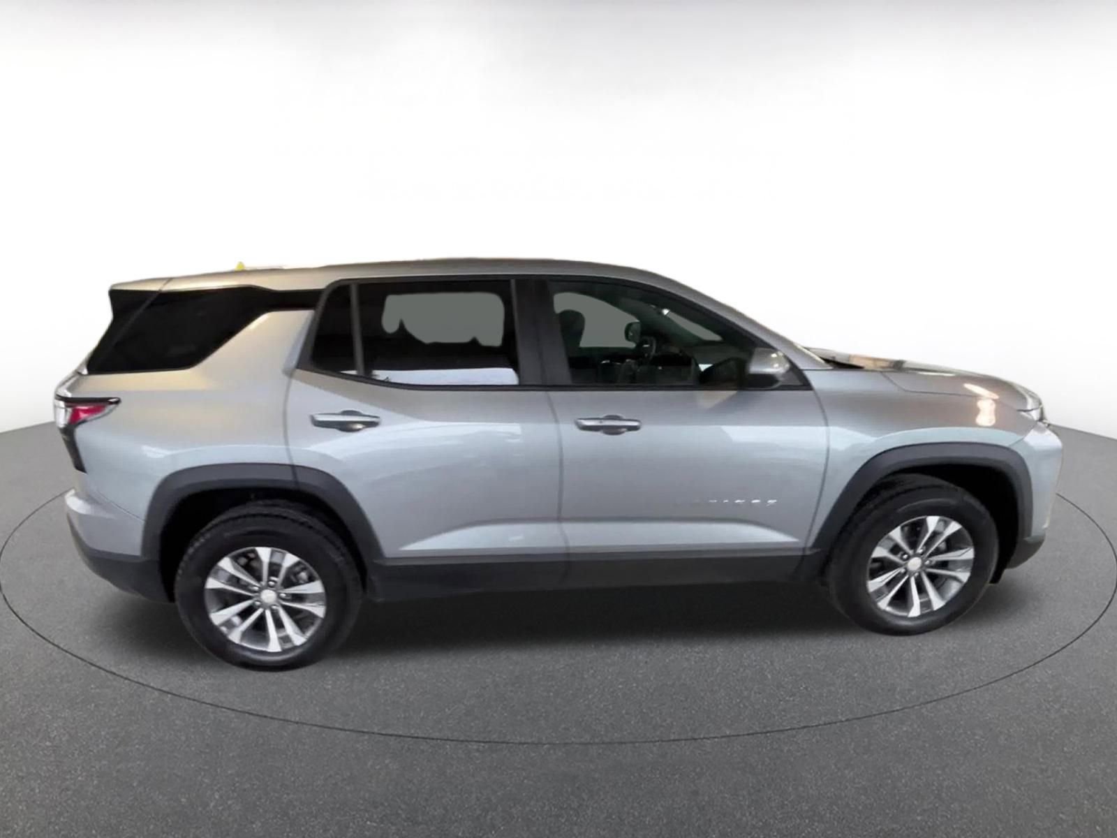 Thumbnail: 2025 Chevrolet Equinox - 17