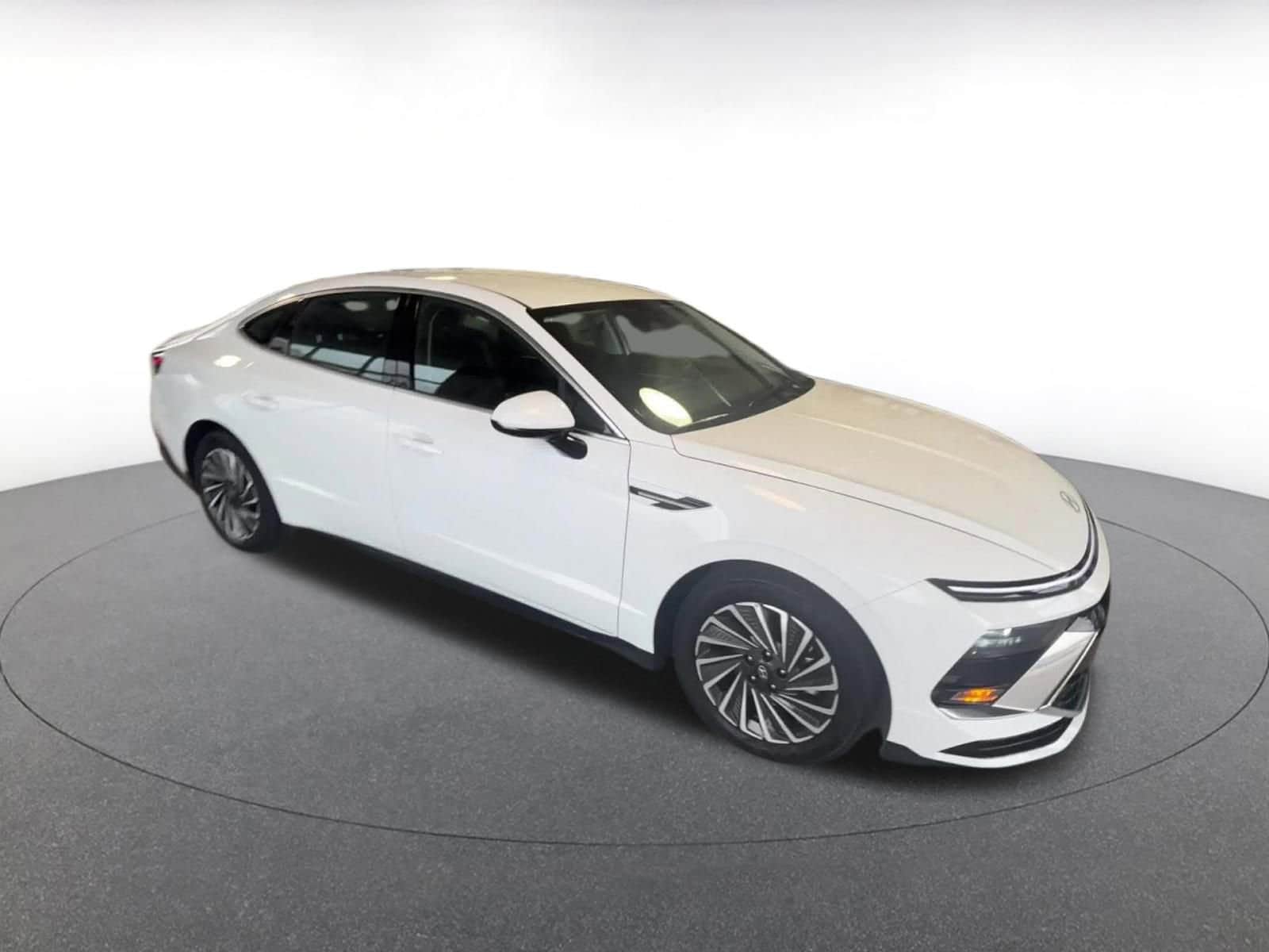 Thumbnail: 2025 Hyundai Sonata - 2