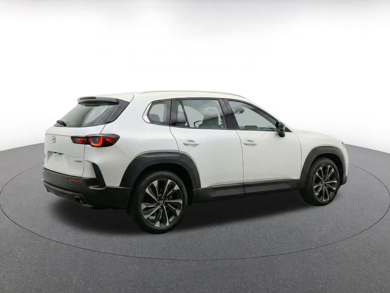 Thumbnail: 2025 Mazda CX-50 - 8