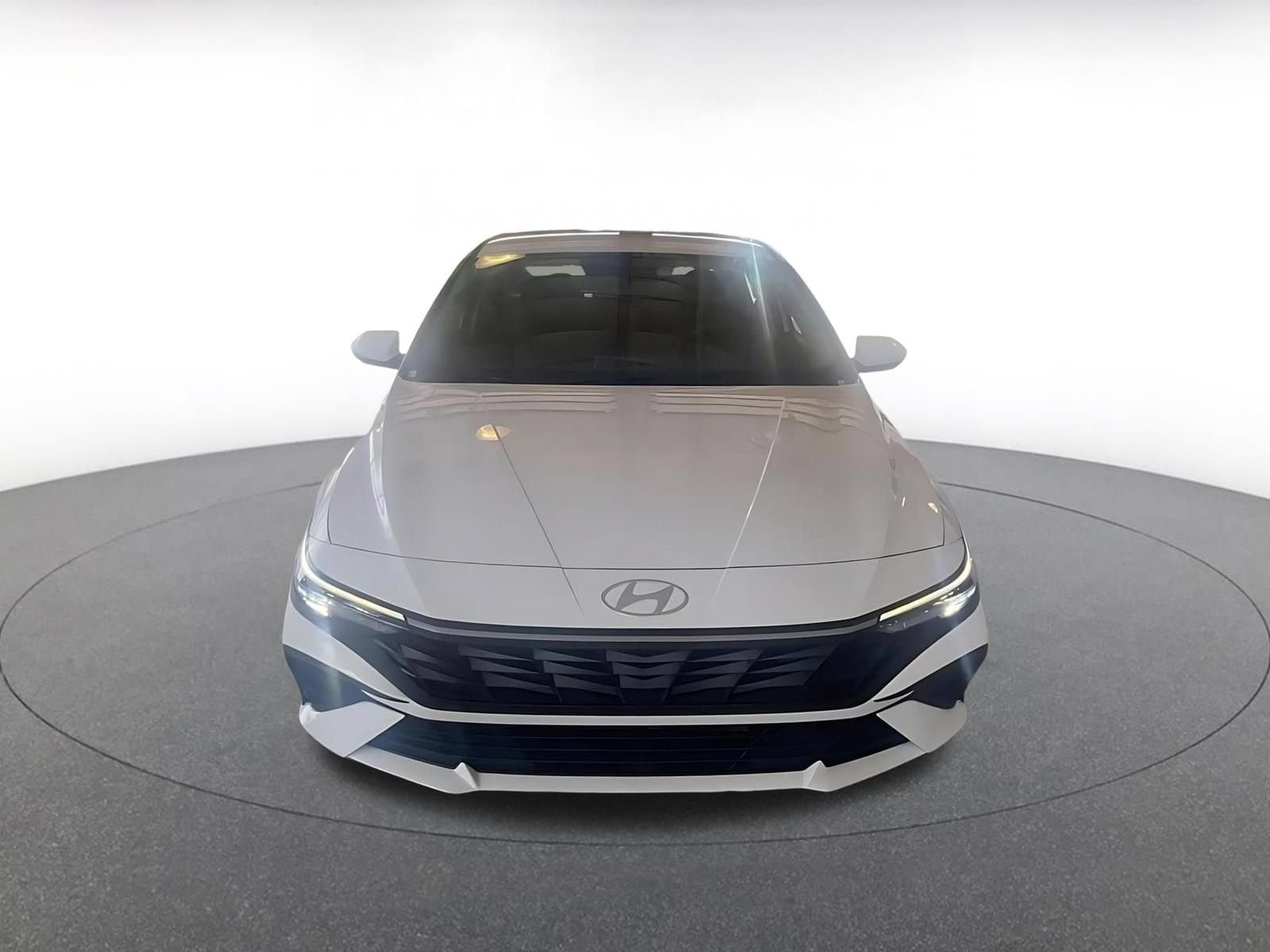 Thumbnail: 2026 Hyundai Elantra - 5