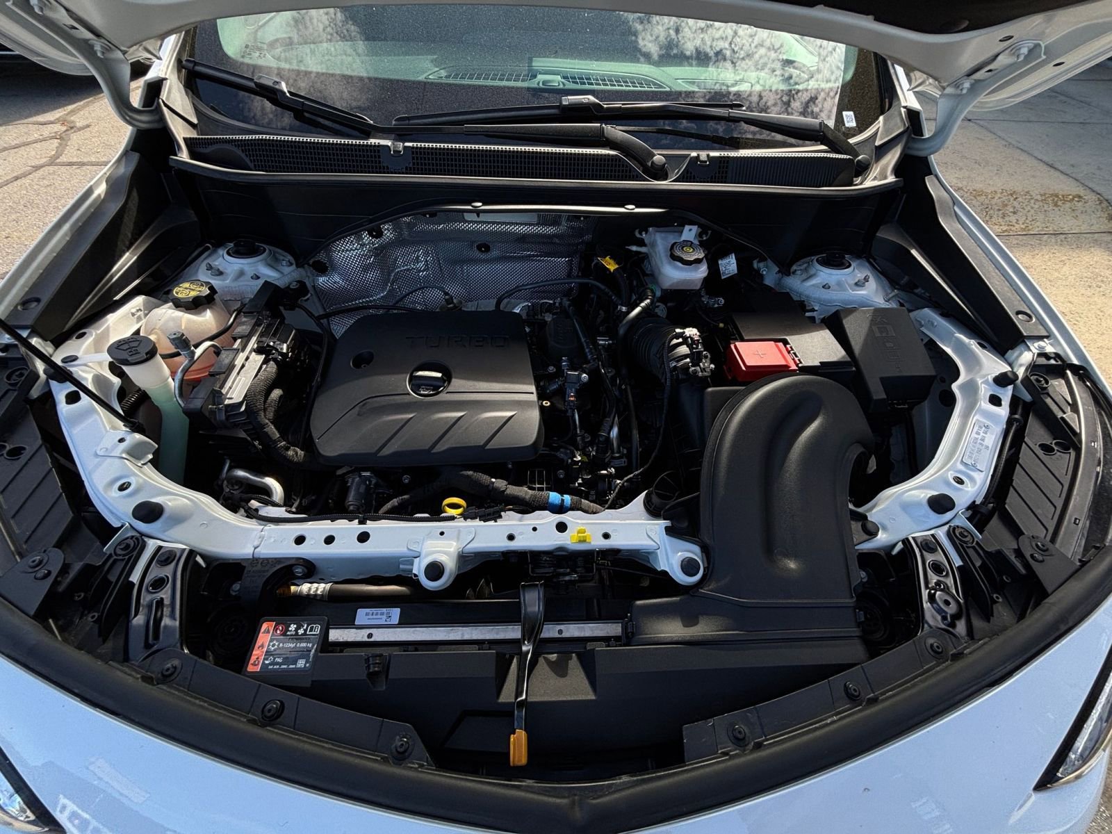 Thumbnail: 2025 Buick Encore GX - 32