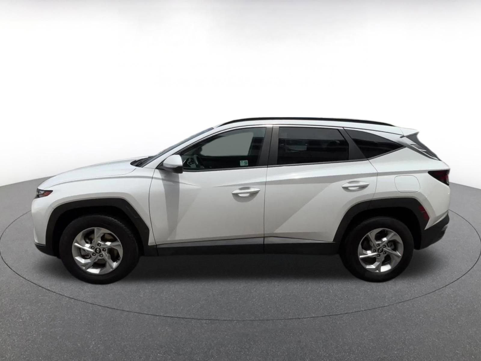 Thumbnail: 2024 Hyundai Tucson - 8