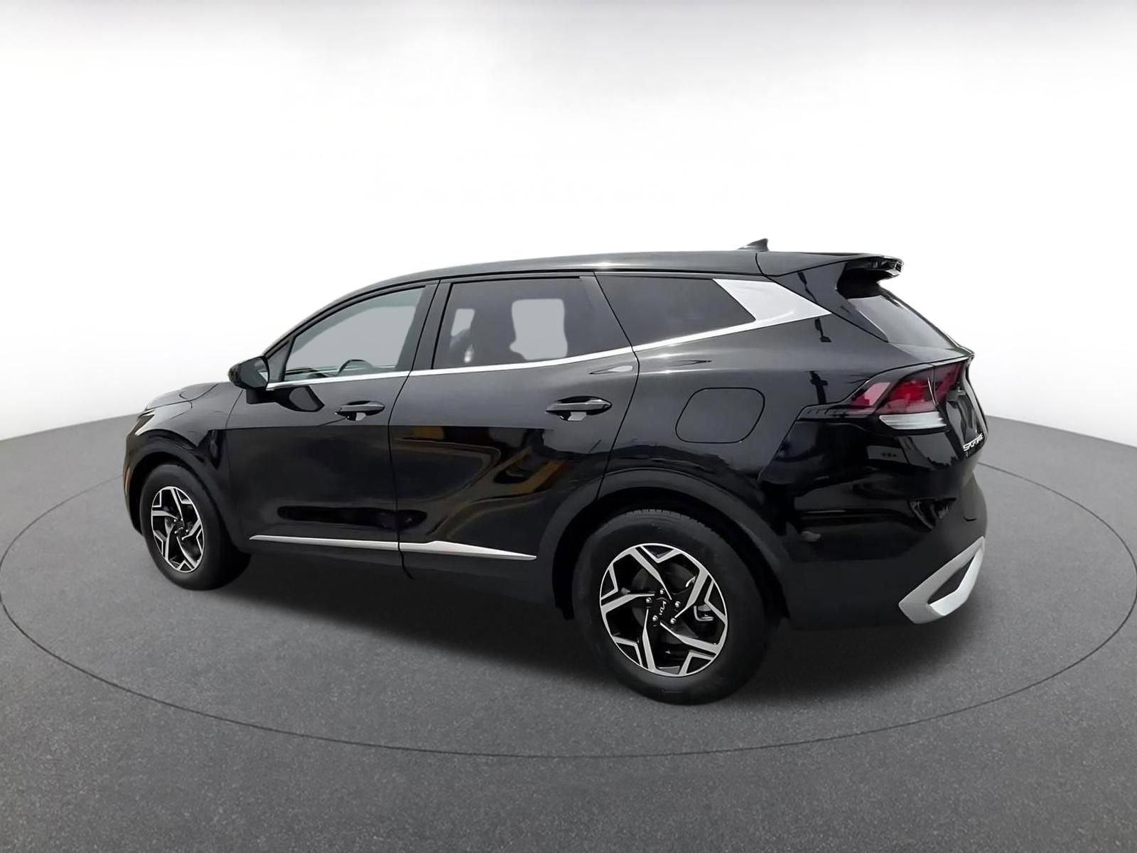 Thumbnail: 2025 Kia Sportage - 10