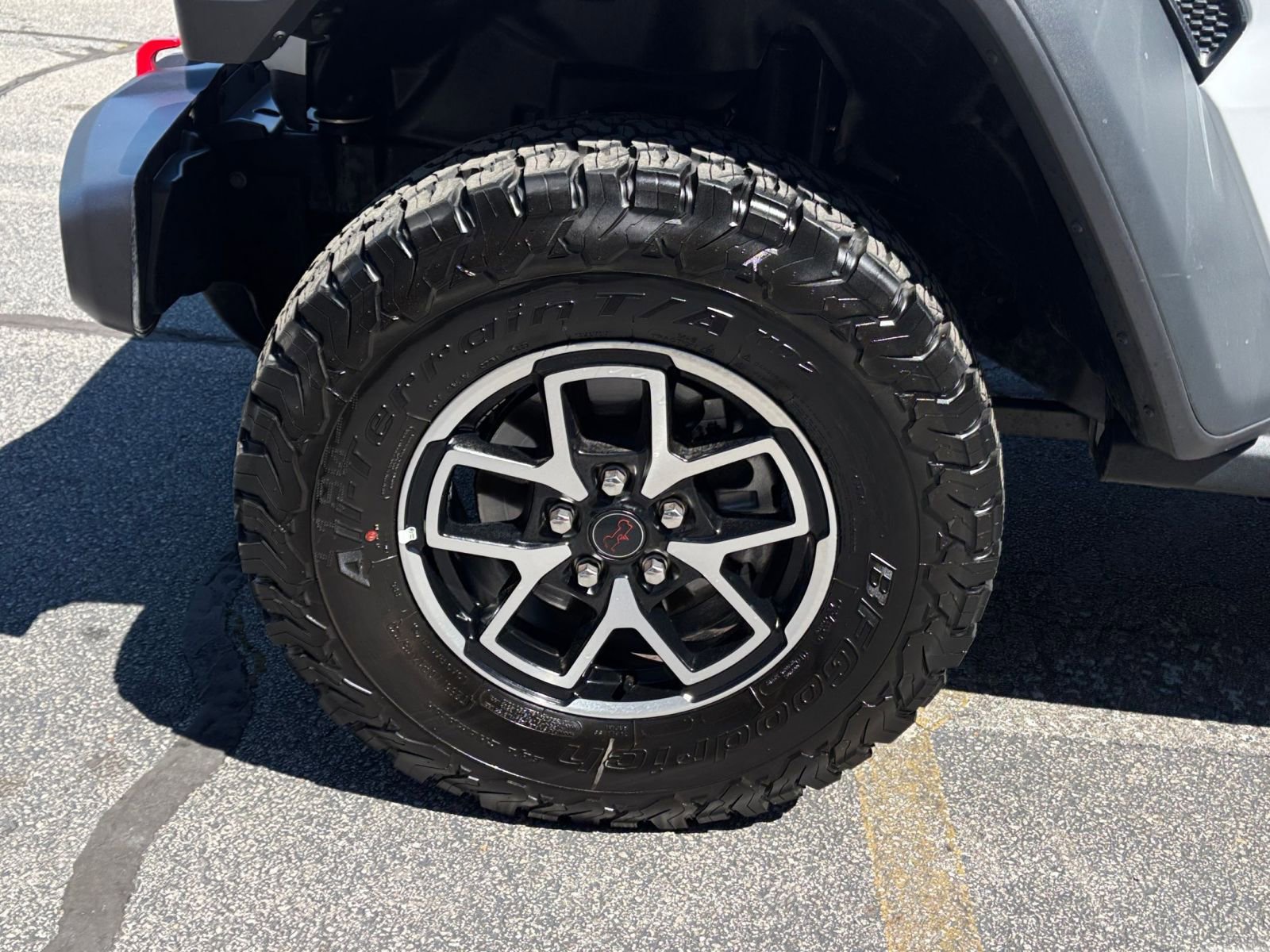 Thumbnail: 2025 Jeep Wrangler - 29