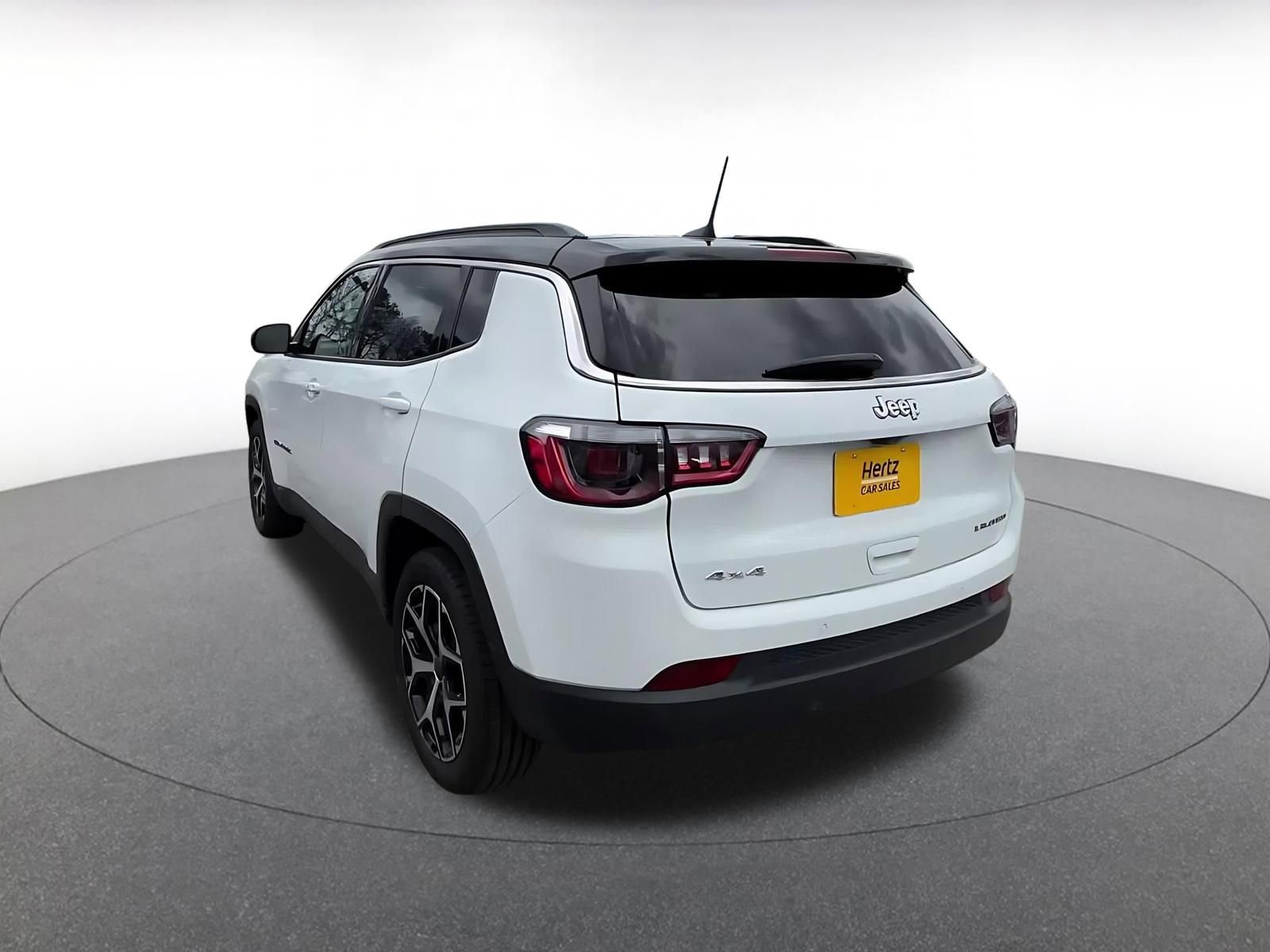 Thumbnail: 2025 Jeep Compass - 11