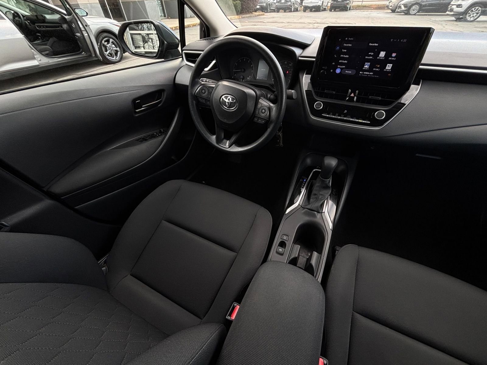 Thumbnail: 2025 Toyota Corolla - 33