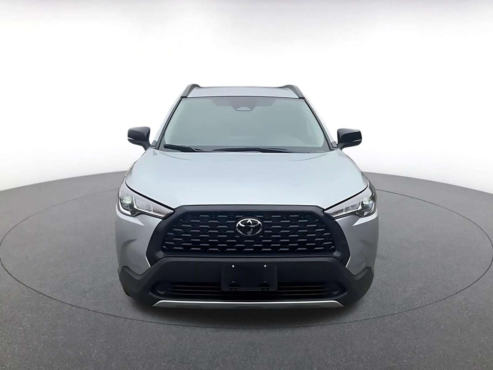 Thumbnail: 2025 Toyota Corolla Cross - 6