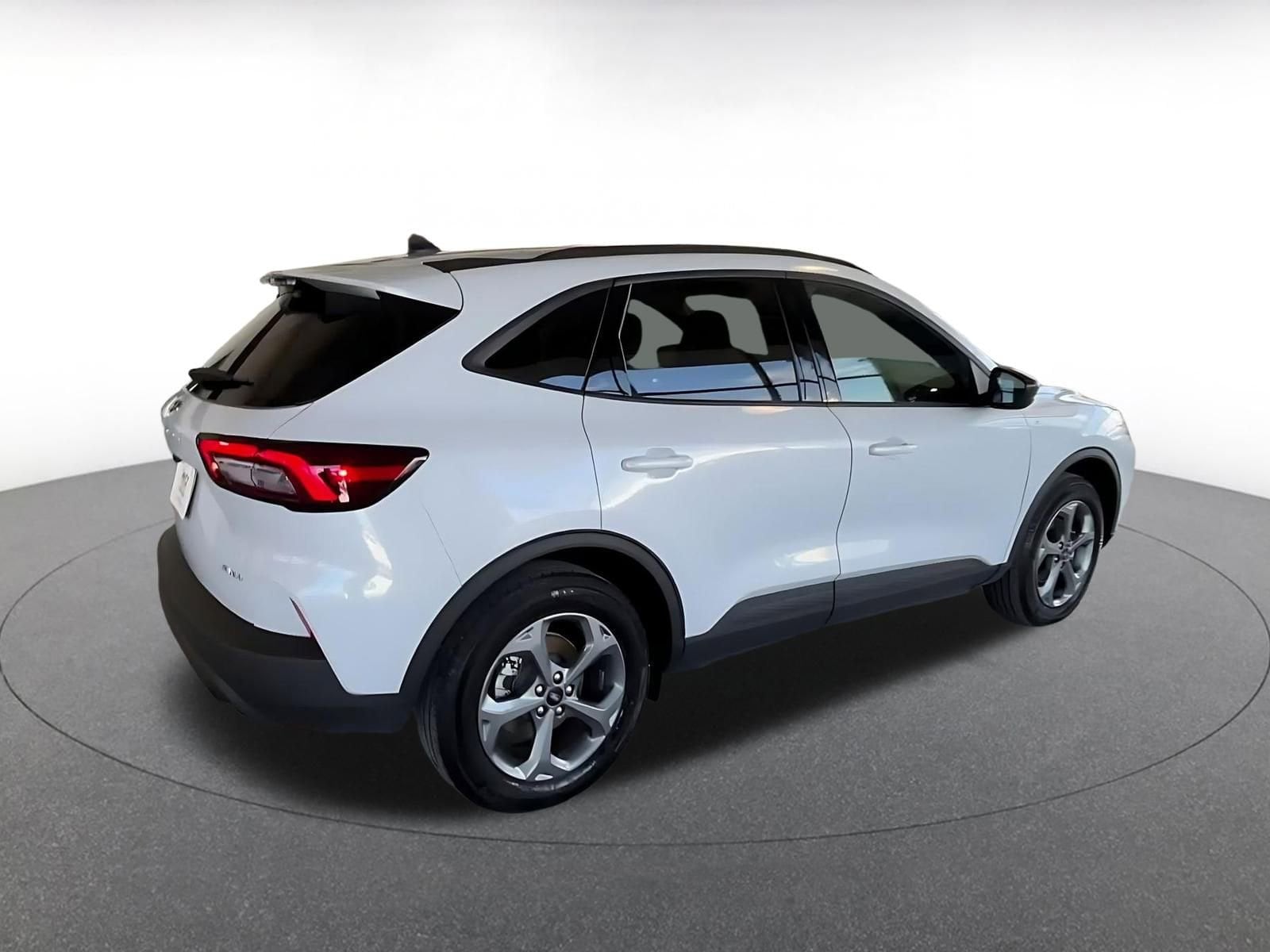 Thumbnail: 2025 Ford Escape - 16