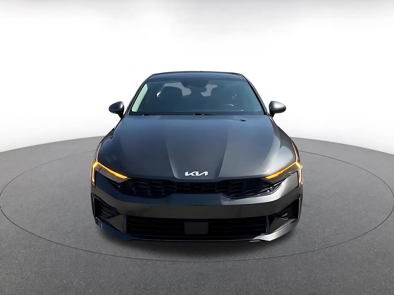 Thumbnail: 2025 Kia K5 - 6