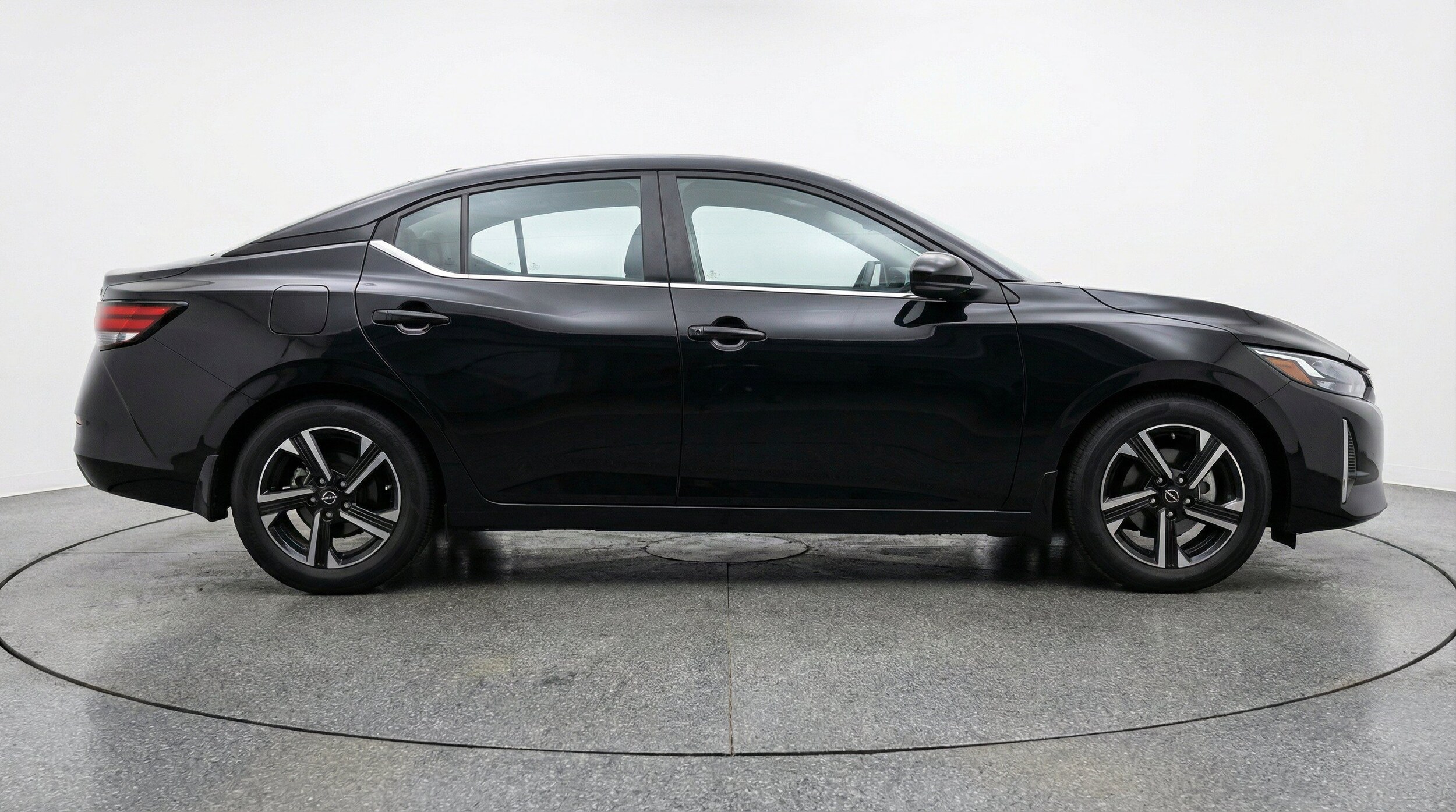 Thumbnail: 2025 Nissan Sentra - 13