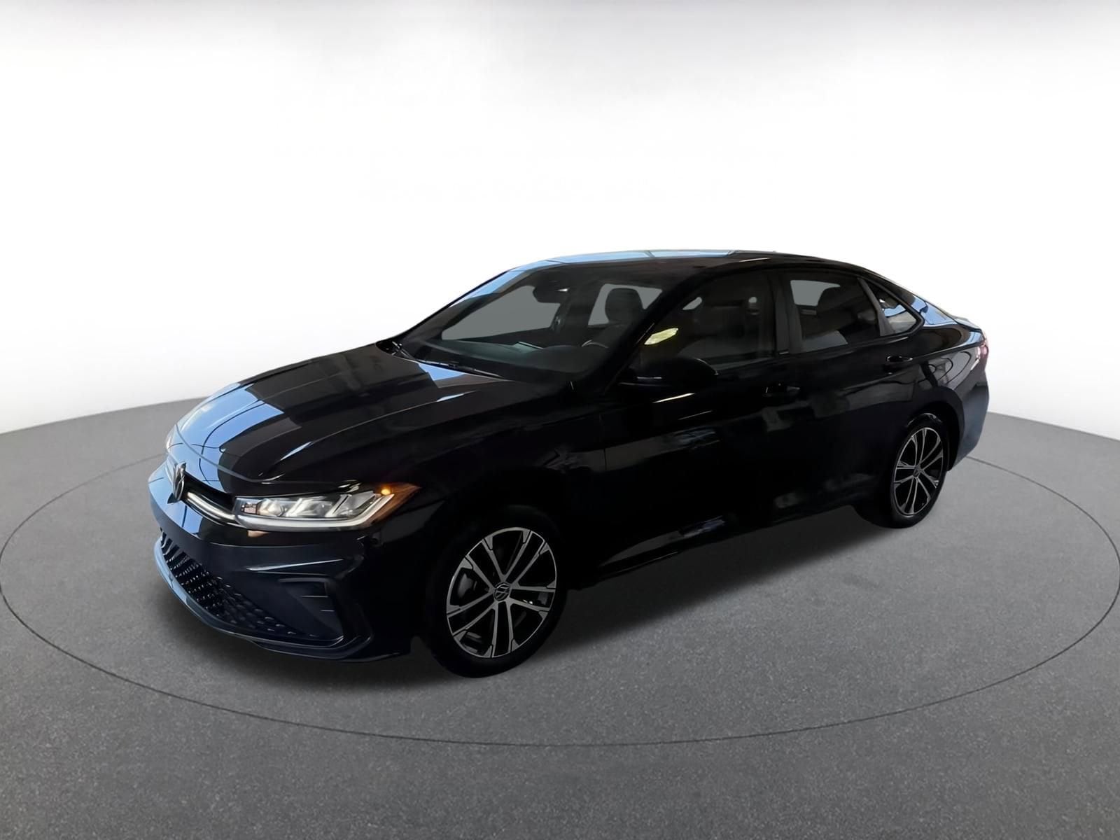 Thumbnail: 2025 Volkswagen Jetta - 5