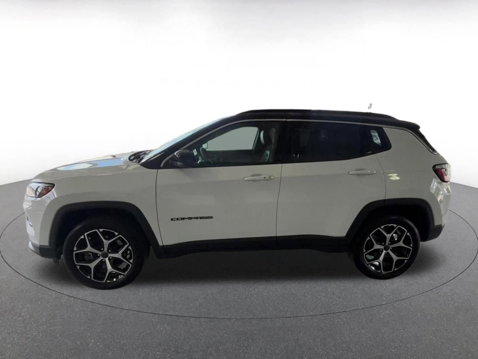 Thumbnail: 2025 Jeep Compass - 13