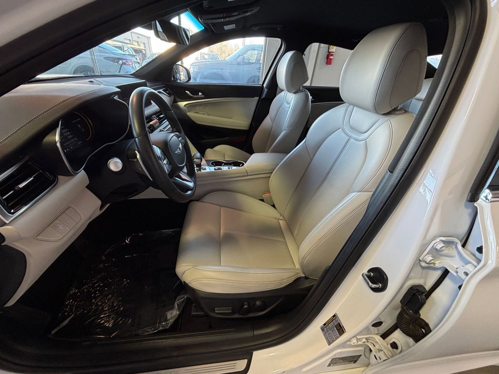 Thumbnail: 2025 Genesis G70 - 27