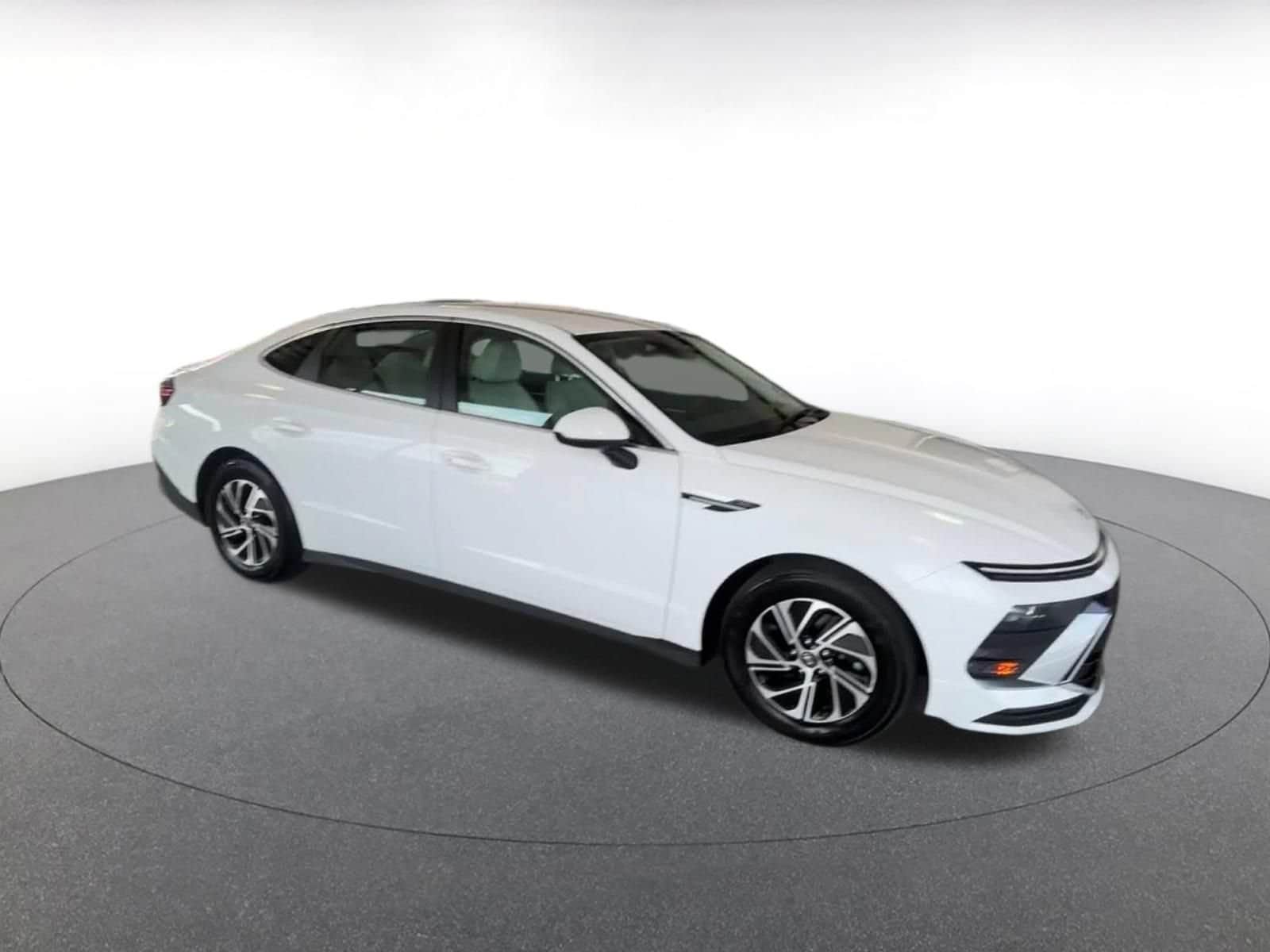 Thumbnail: 2026 Hyundai Sonata - 2