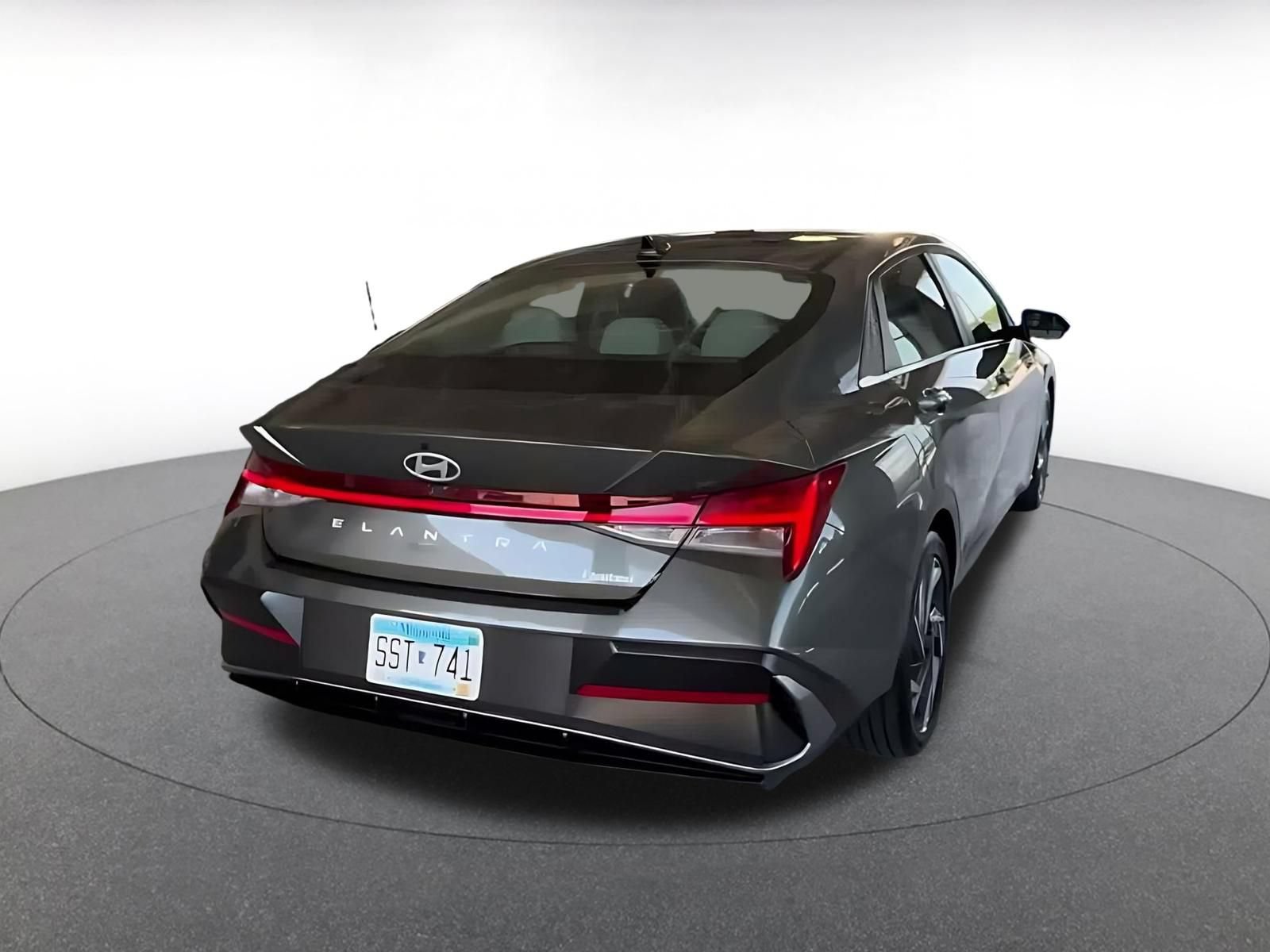 Thumbnail: 2025 Hyundai Elantra - 13