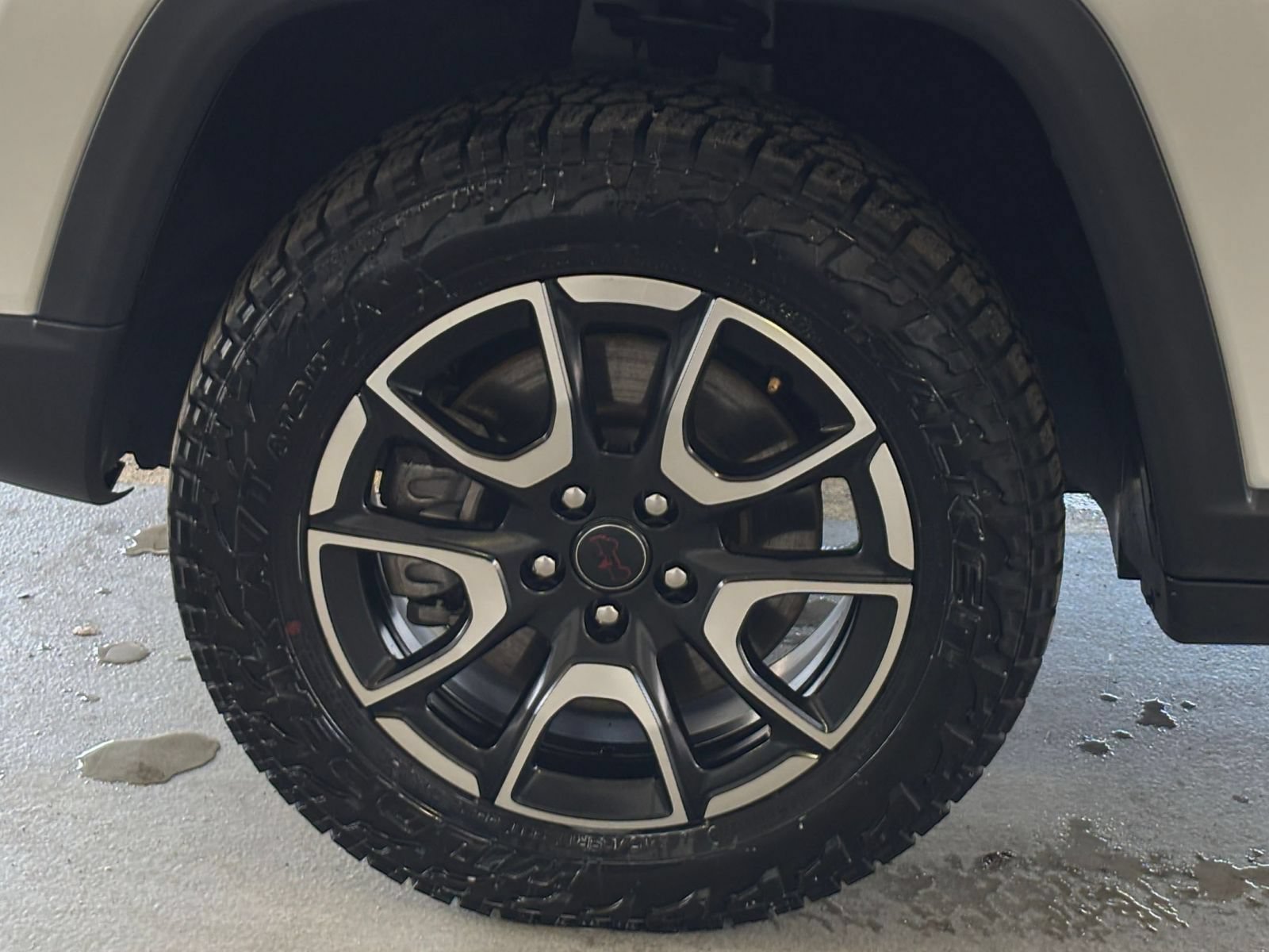 Thumbnail: 2025 Jeep Compass - 29