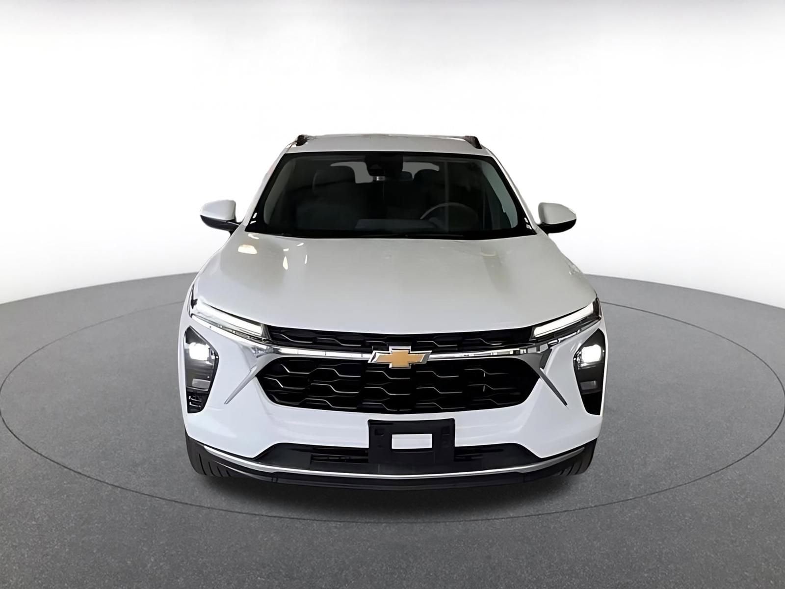 Thumbnail: 2025 Chevrolet Trax - 5