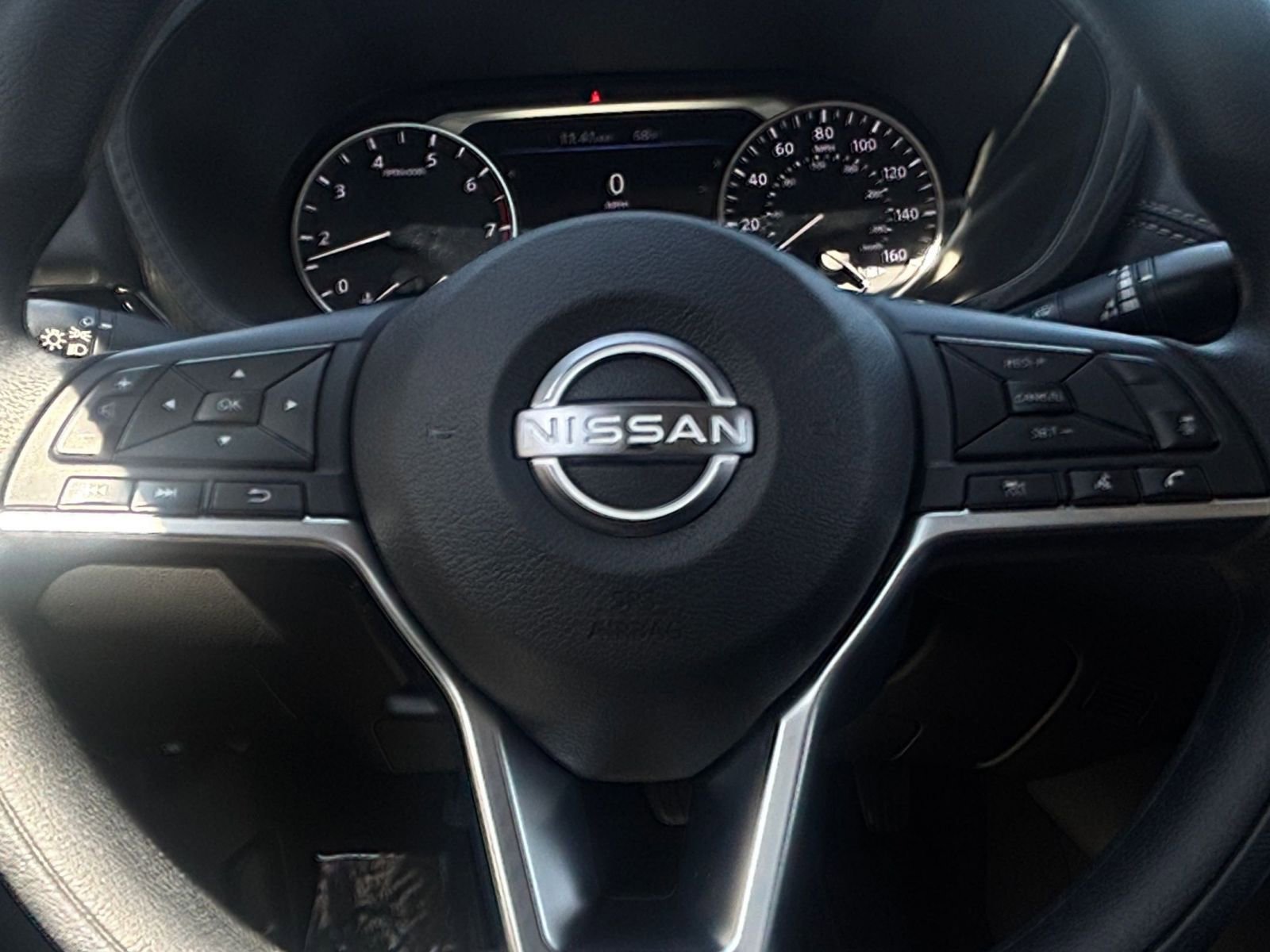 Thumbnail: 2025 Nissan Sentra - 25