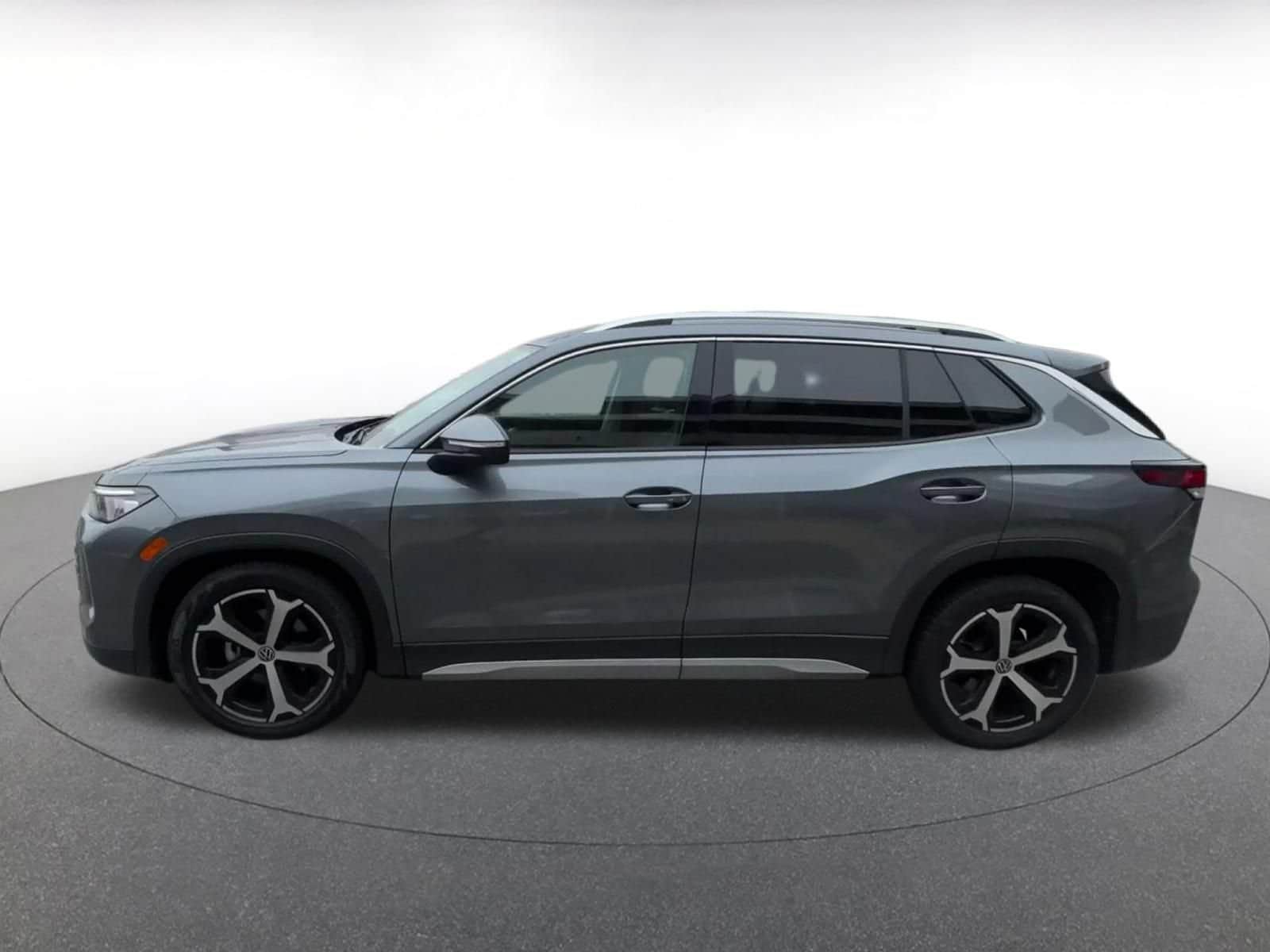 Thumbnail: 2026 Volkswagen Tiguan - 8
