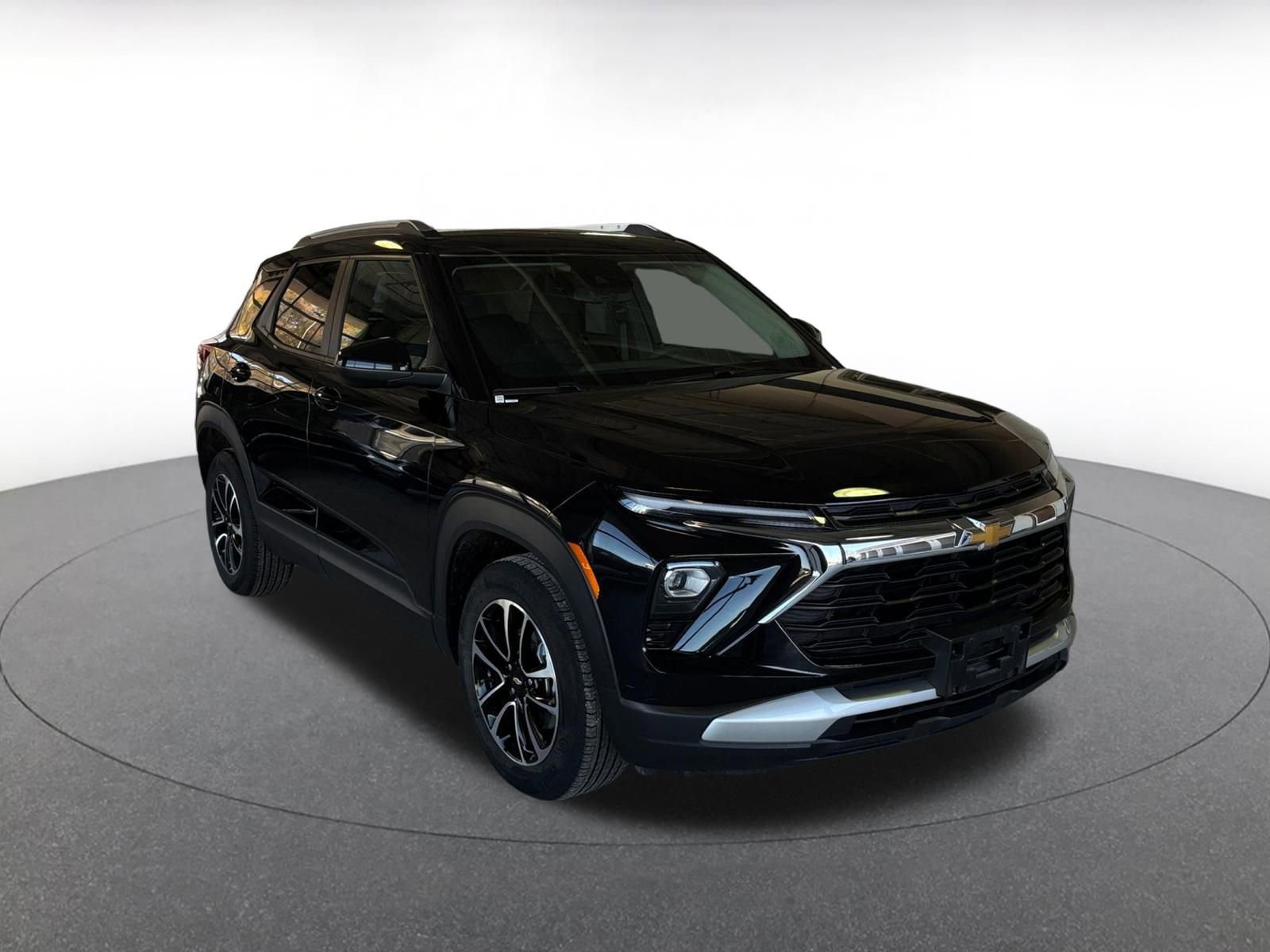 Thumbnail: 2025 Chevrolet TrailBlazer - 1