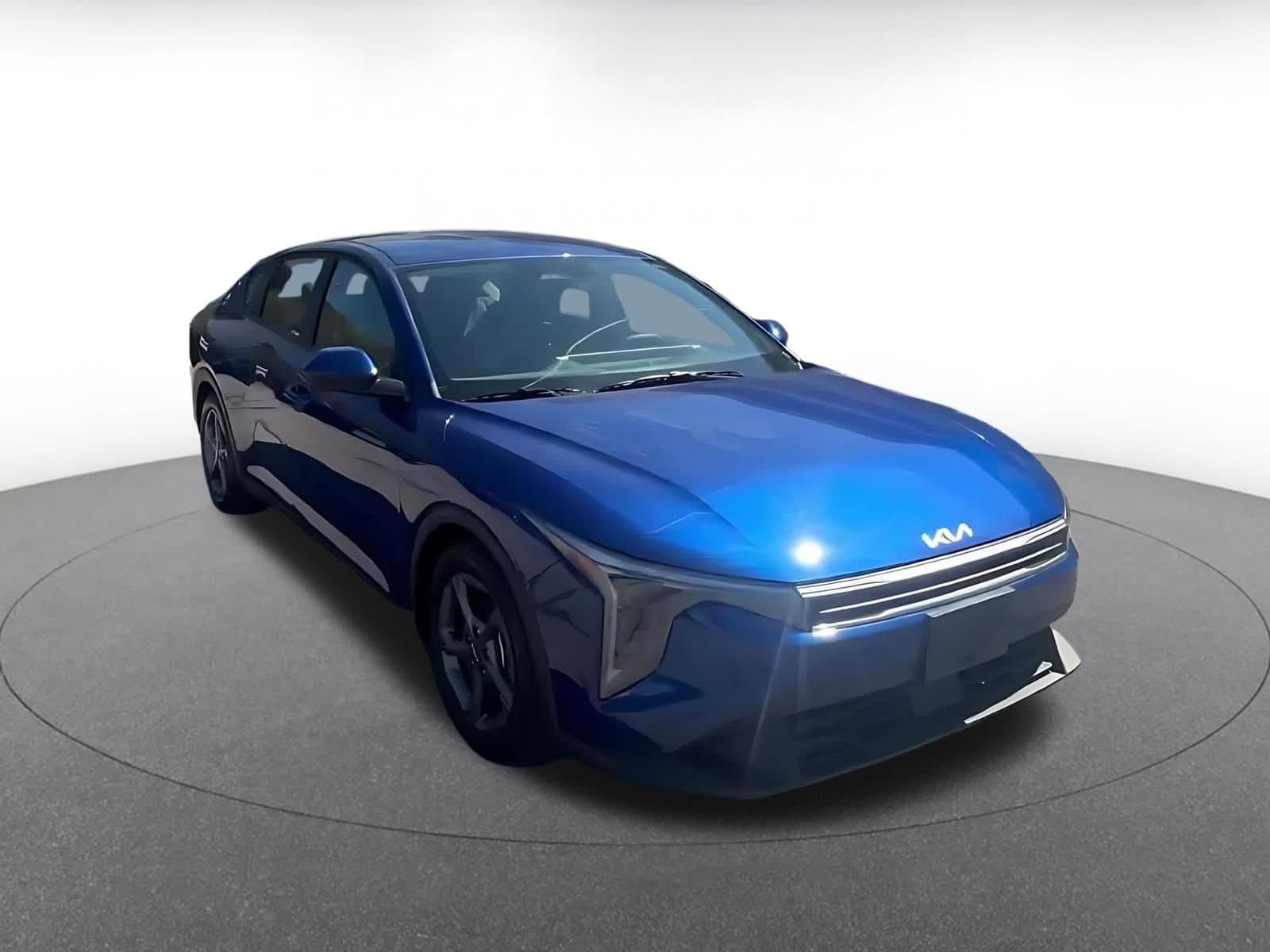 Thumbnail: 2025 Kia K4 - 3