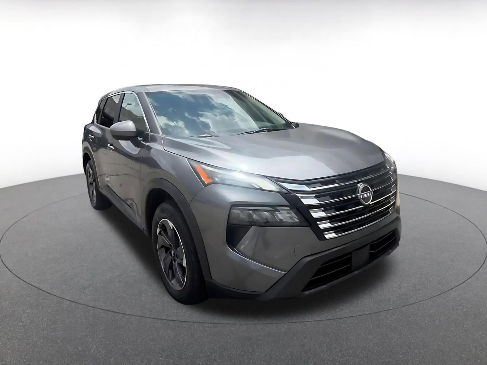 Thumbnail: 2025 Nissan Rogue - 3