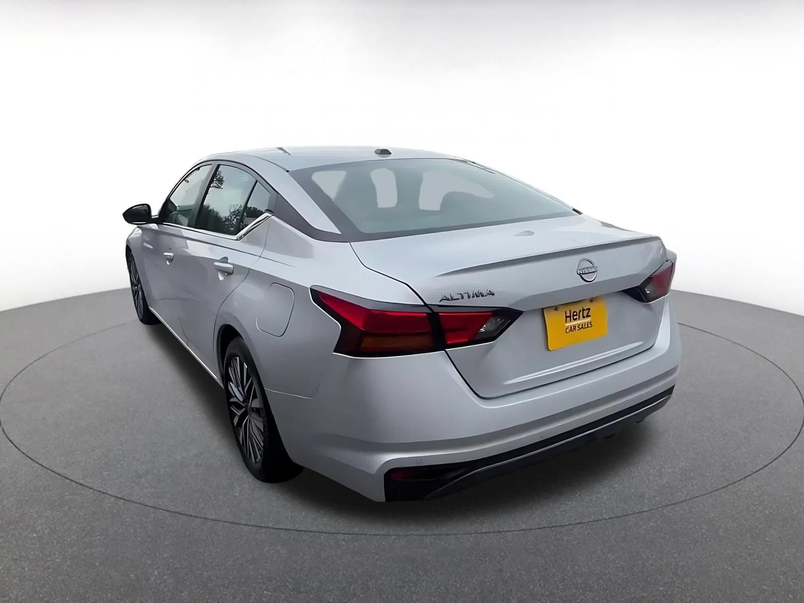 Thumbnail: 2026 Nissan Altima - 10