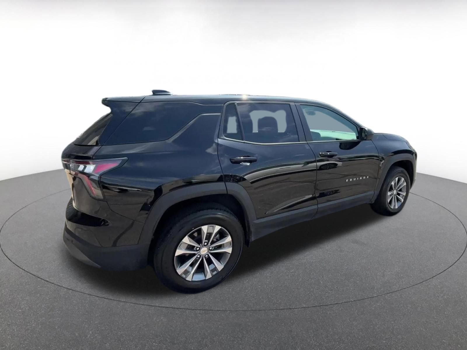 Thumbnail: 2025 Chevrolet Equinox - 15
