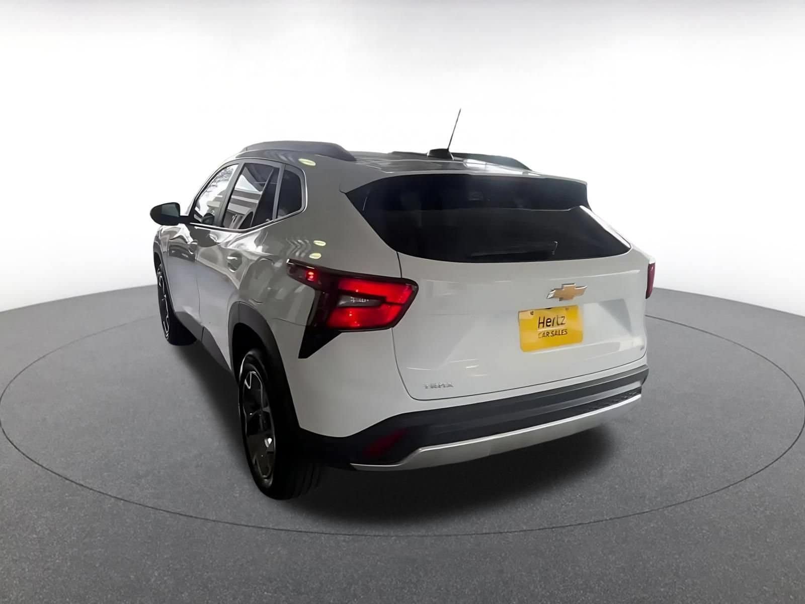 Thumbnail: 2025 Chevrolet Trax - 11