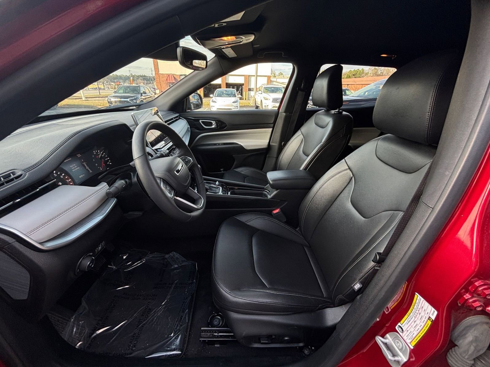 Thumbnail: 2025 Jeep Compass - 31