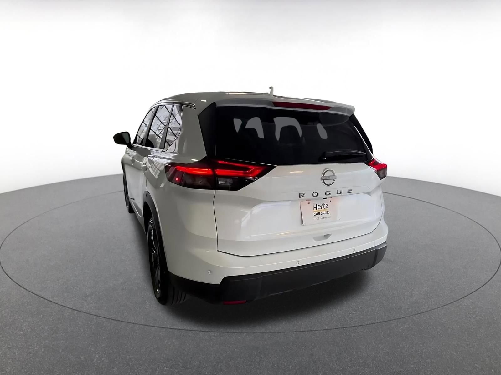 Thumbnail: 2025 Nissan Rogue - 11