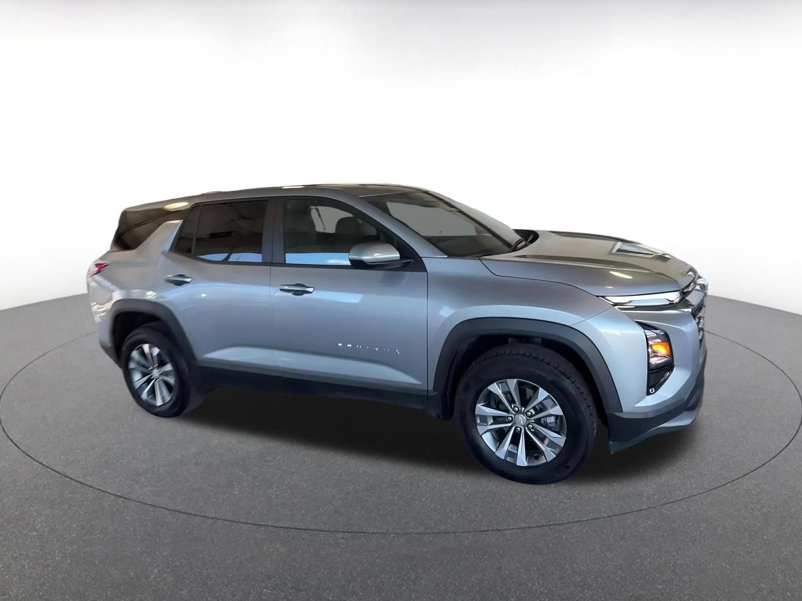 Thumbnail: 2025 Chevrolet Equinox - 2