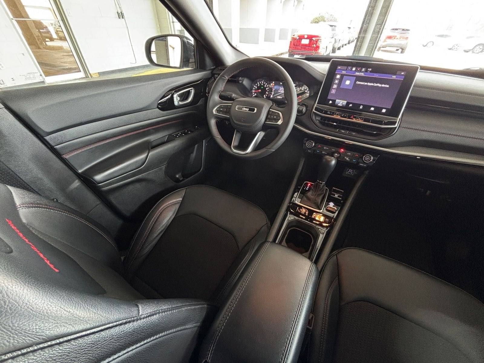 Thumbnail: 2025 Jeep Compass - 34