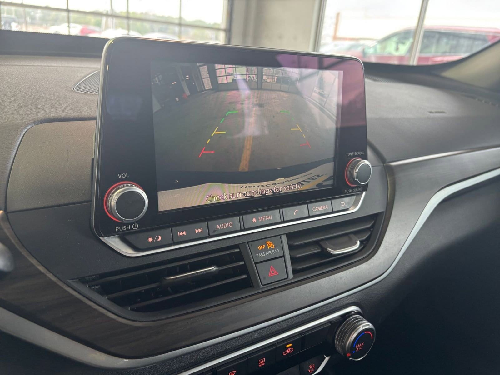 Thumbnail: 2025 Nissan Altima - 25