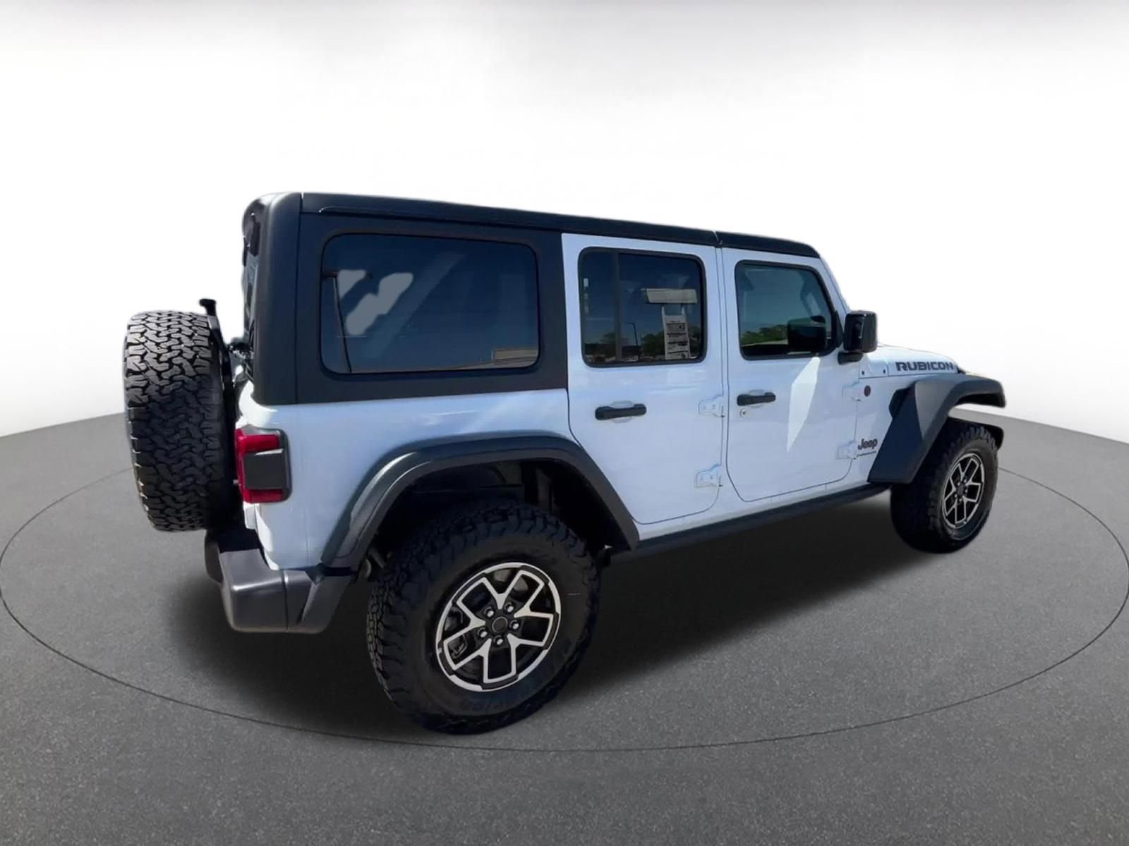 Thumbnail: 2025 Jeep Wrangler - 13