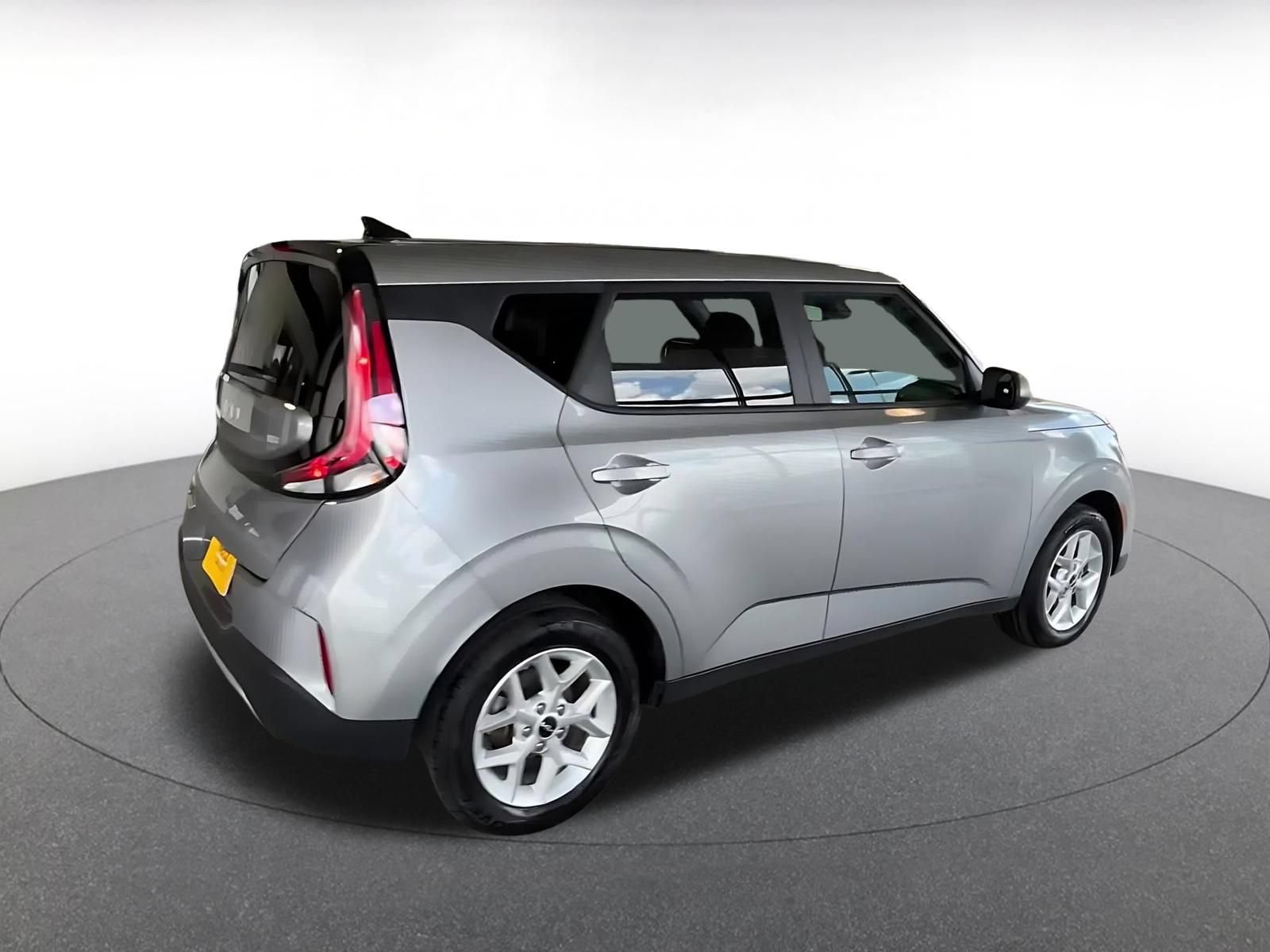 Thumbnail: 2025 Kia Soul - 13