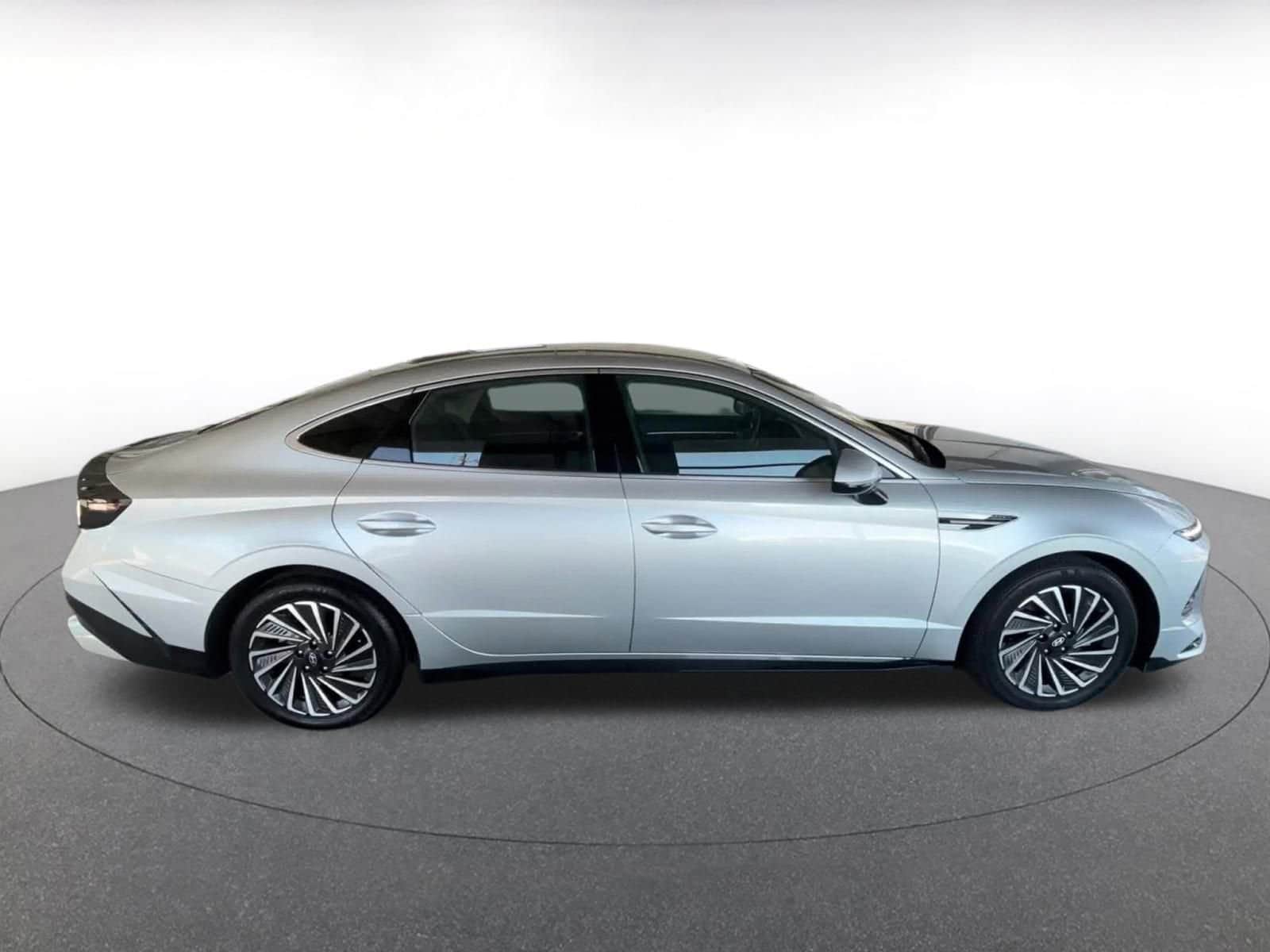 Thumbnail: 2025 Hyundai Sonata - 15