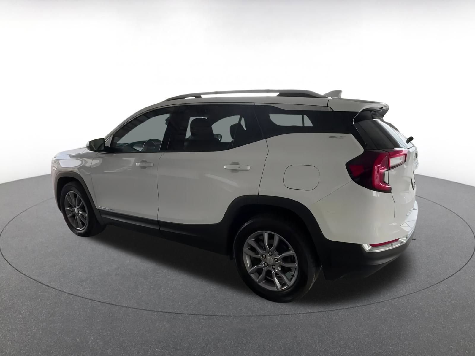 Thumbnail: 2024 GMC Terrain - 10
