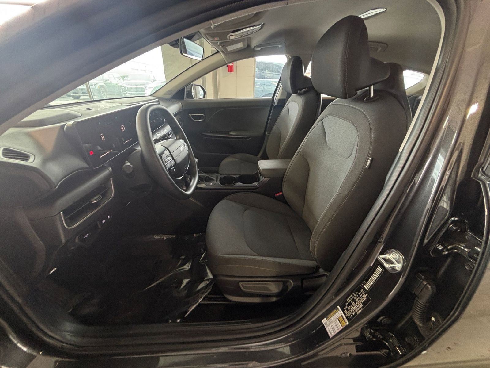 Thumbnail: 2025 Kia K4 - 27