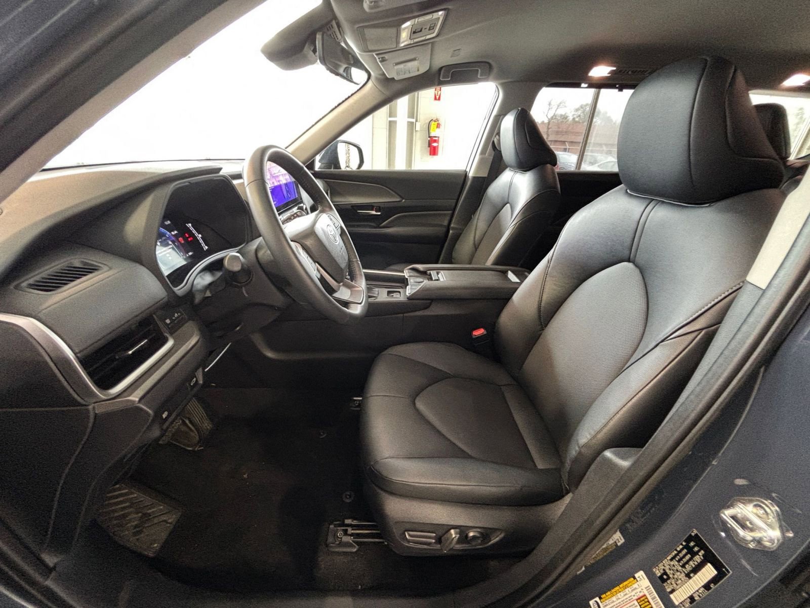 Thumbnail: 2025 Toyota Grand Highlander - 32