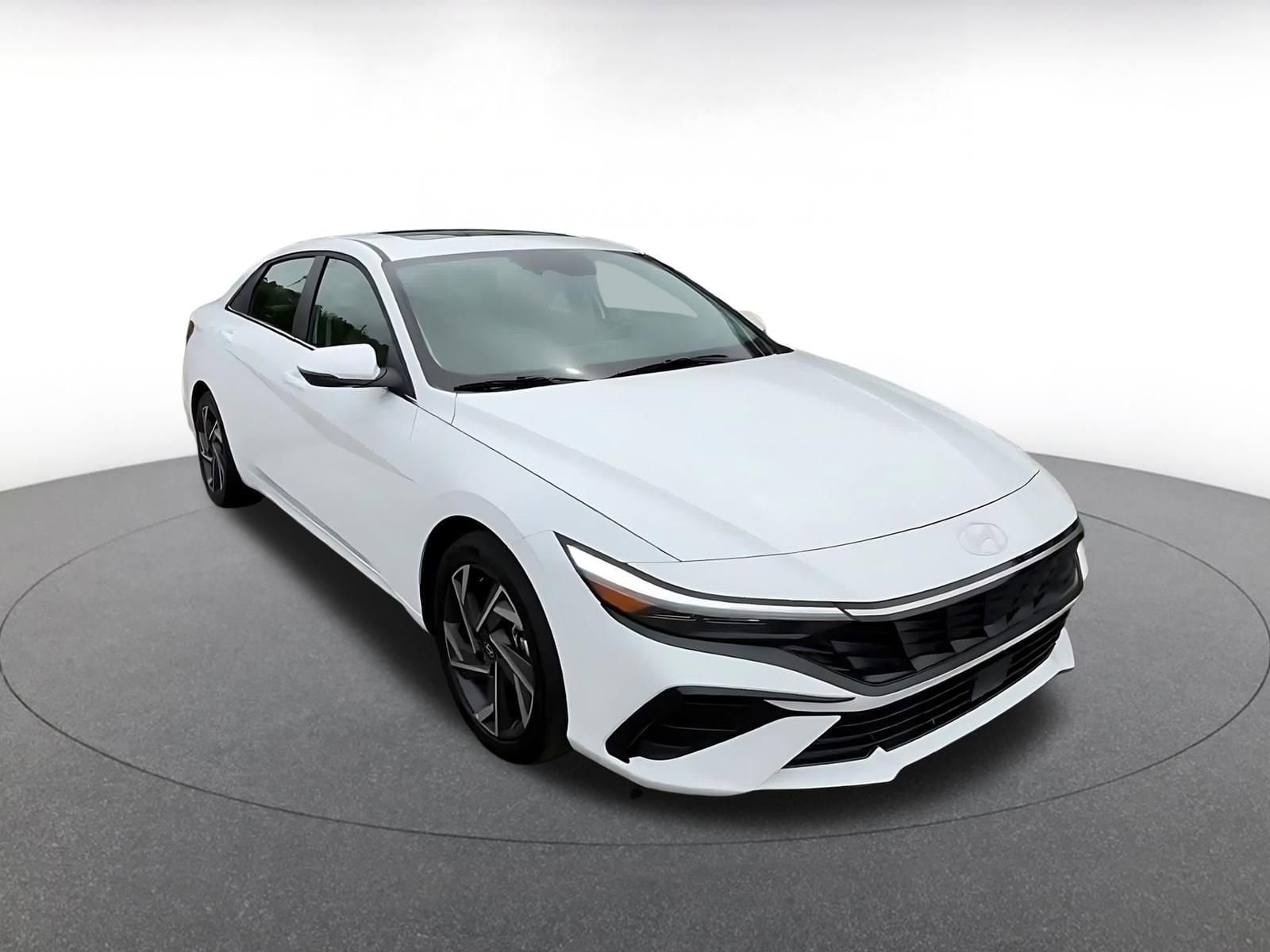 Thumbnail: 2025 Hyundai Elantra - 5