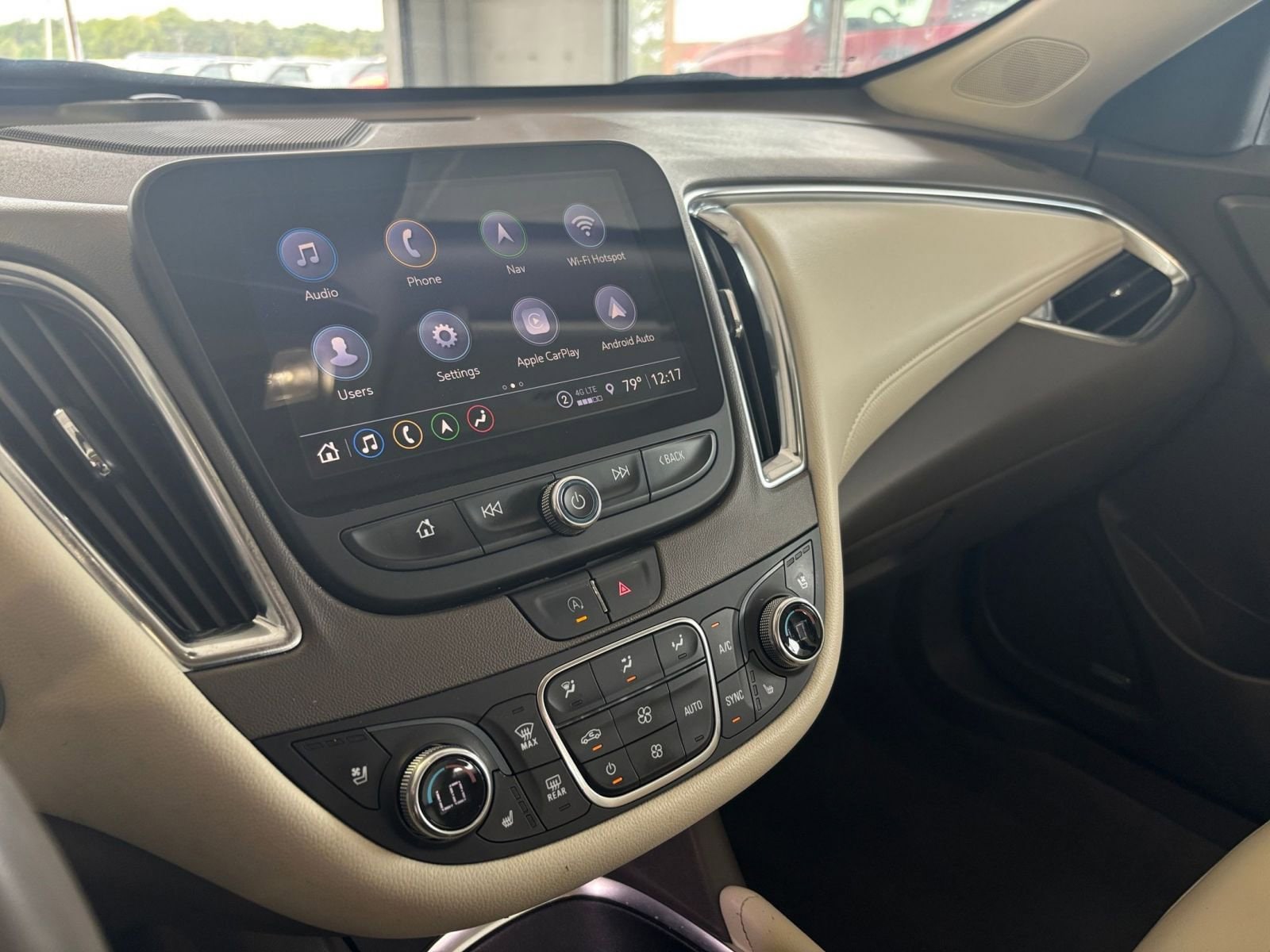 Thumbnail: 2024 Chevrolet Malibu - 21