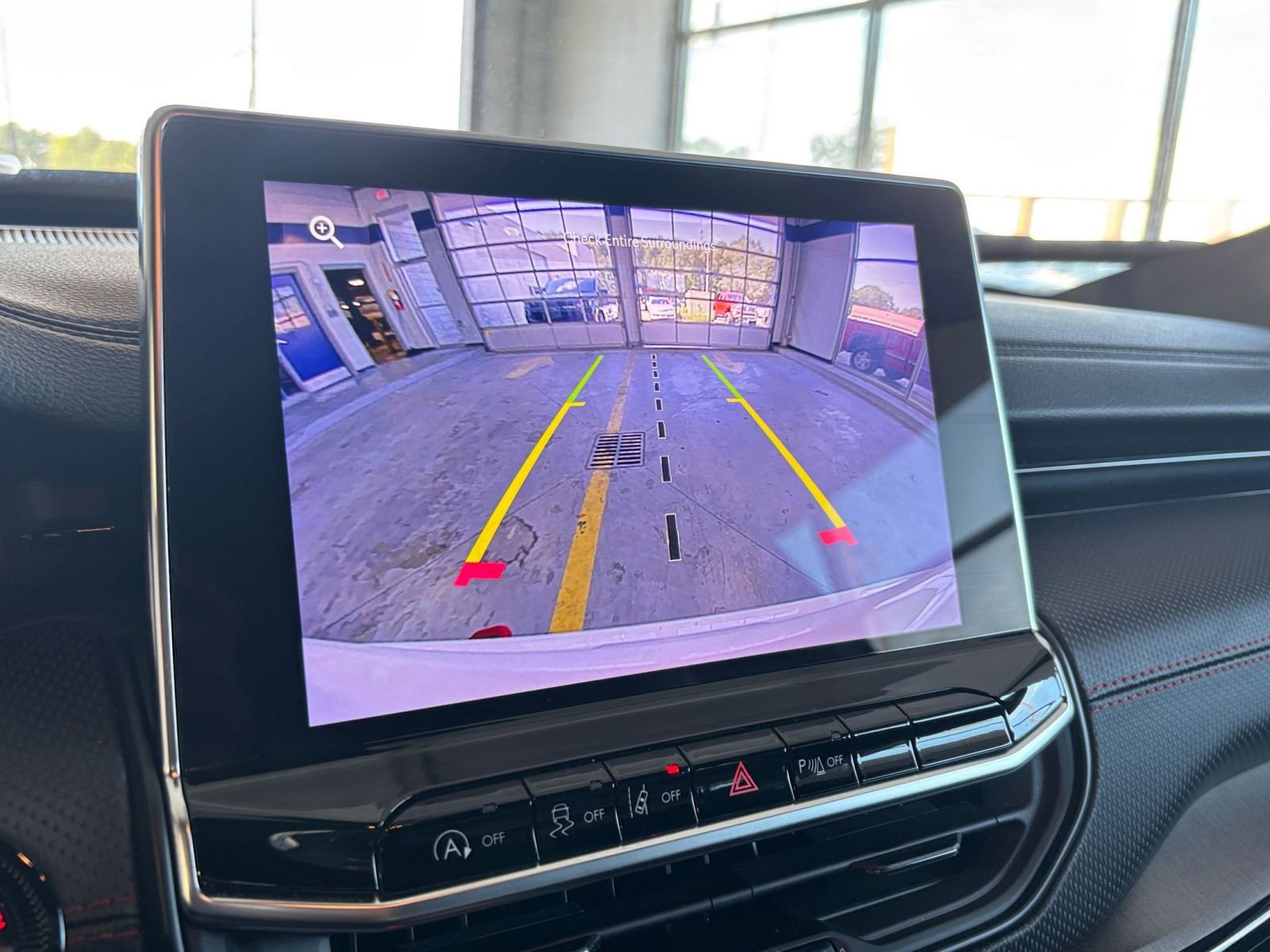 Thumbnail: 2025 Jeep Compass - 17